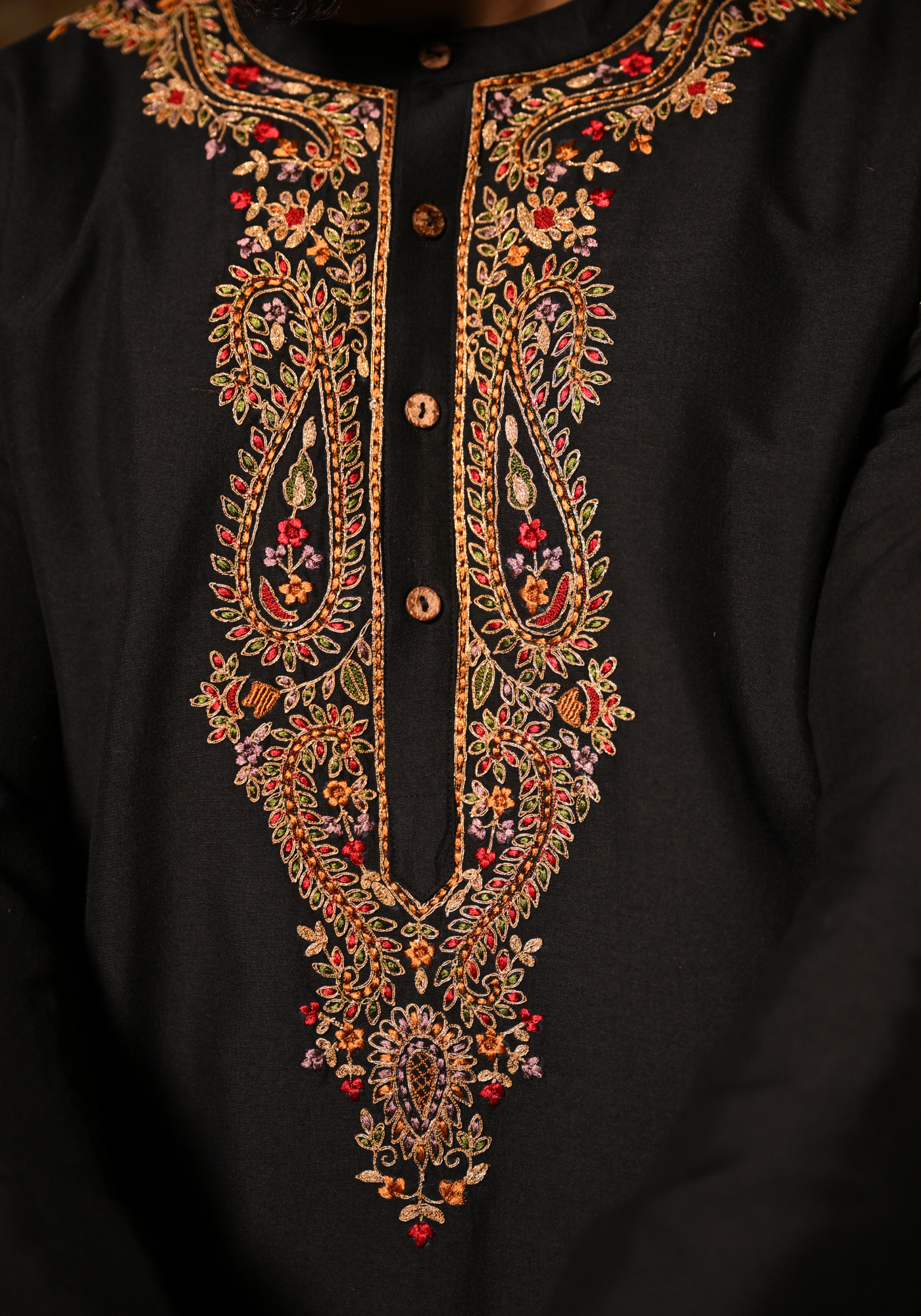 KASHMIRI SHAWL MOTIF BLACK KURTA