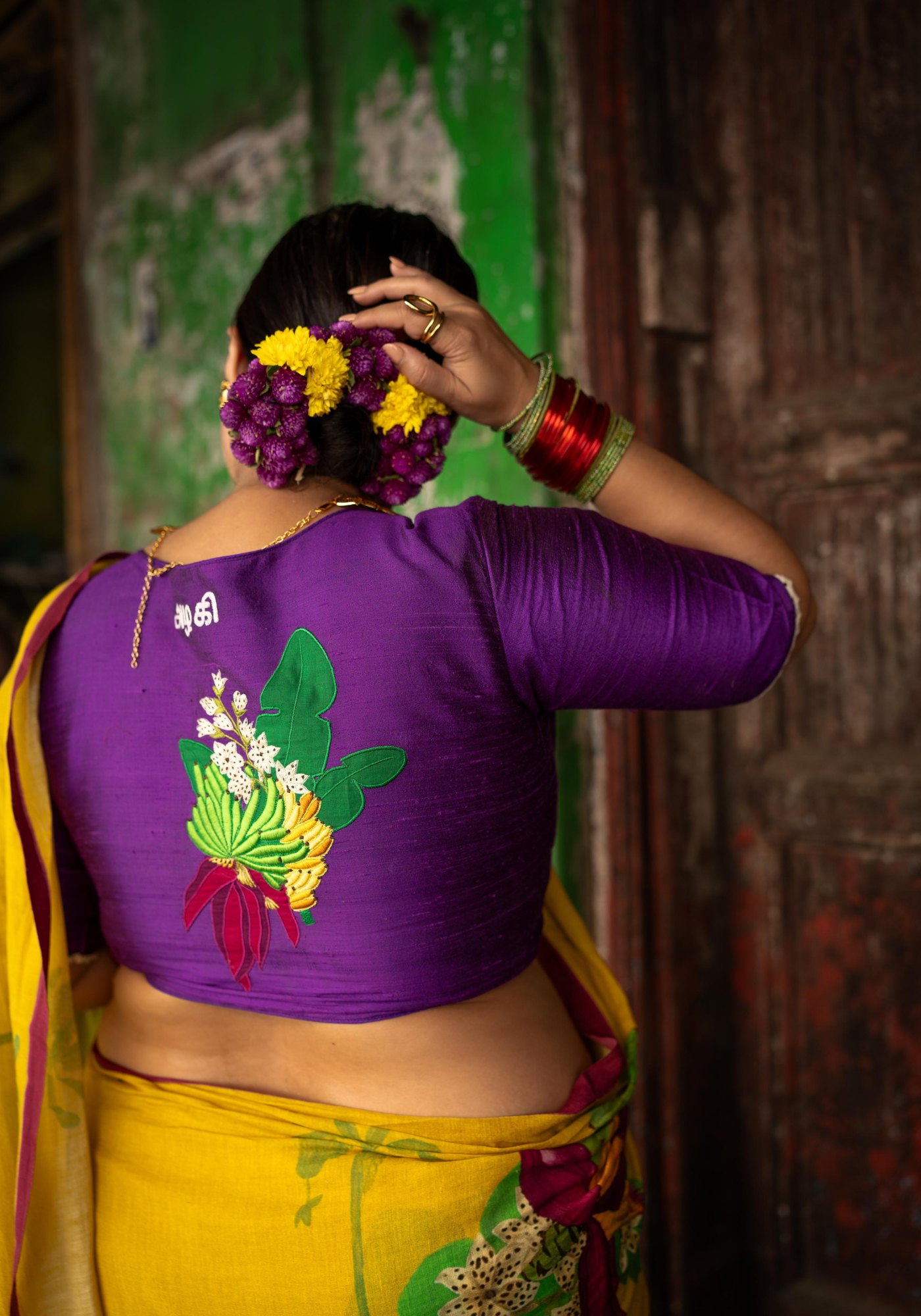 AZHAGI BLOUSE