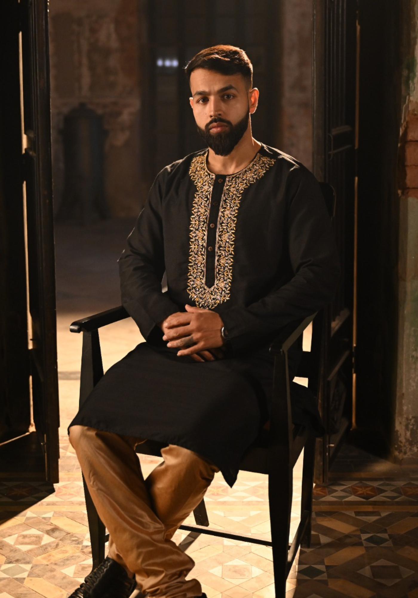 SHAPTAPADI BLACK KURTA