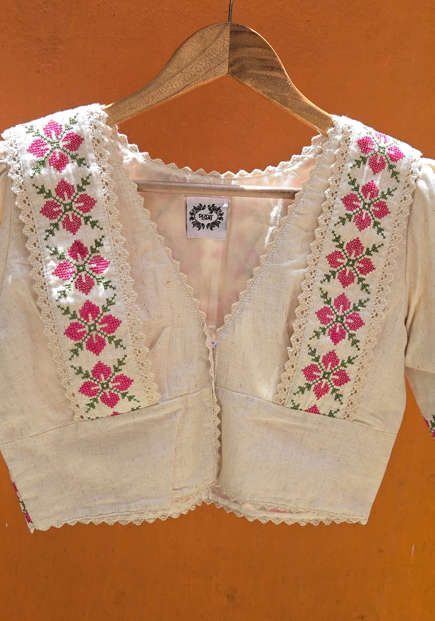 GOLAPI NAYANTARA ASHON BLOUSE