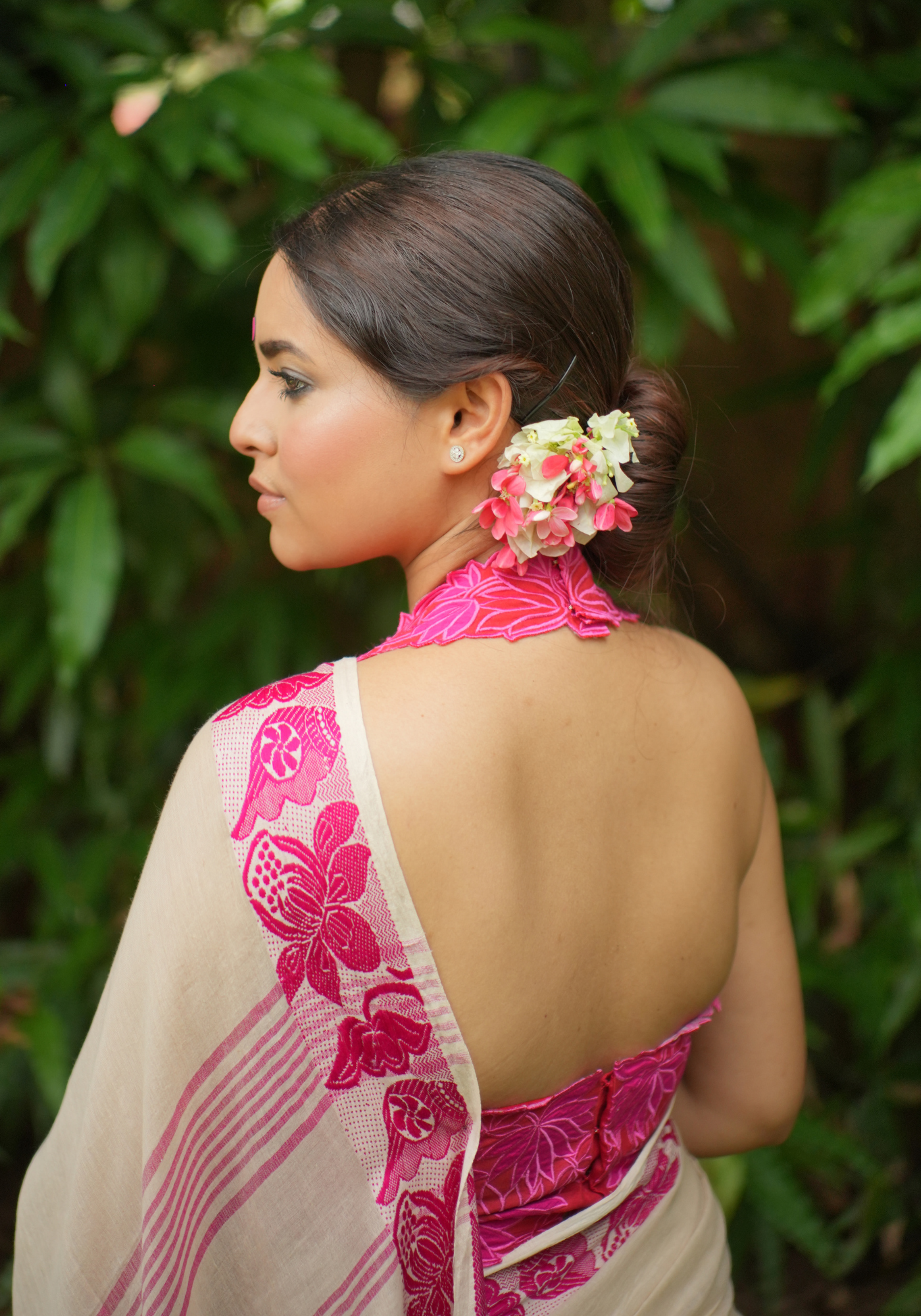 RANI PADMA BON HALTER BLOUSE
