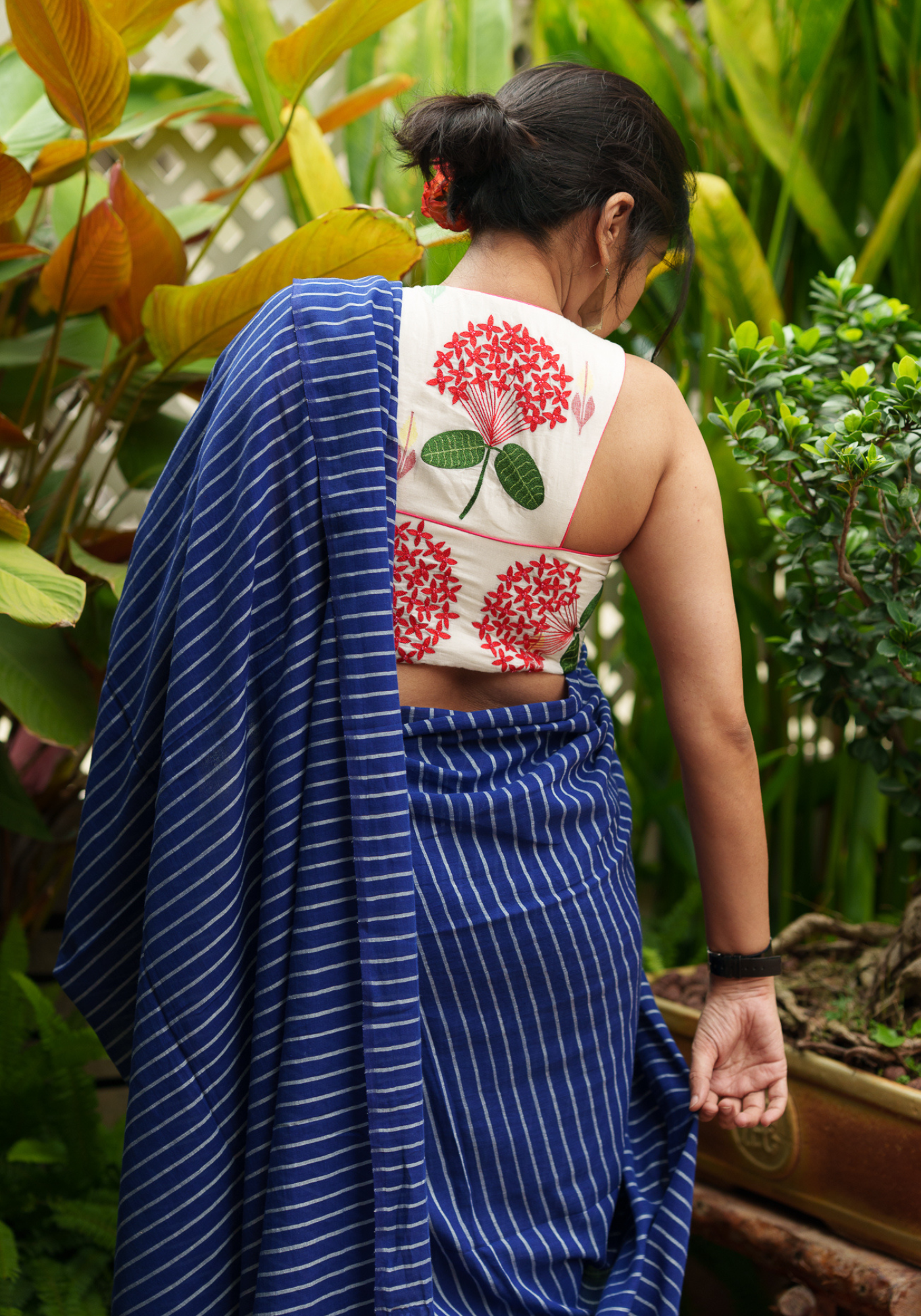 NEEL SHADA DORA KATA SAREE