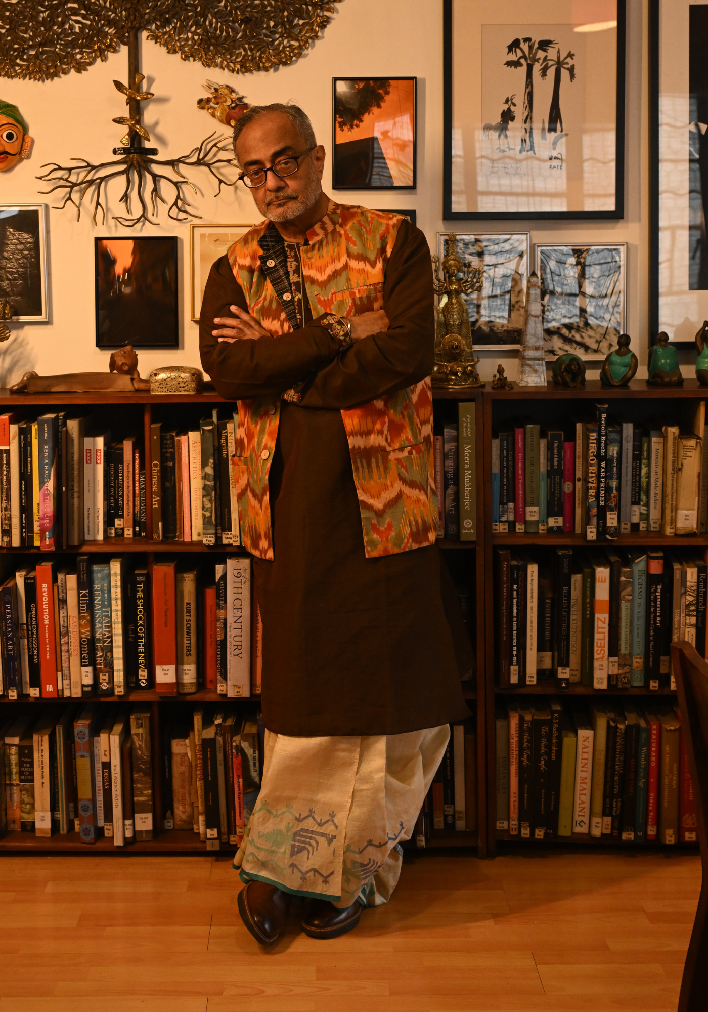TUSSAR JAMDANI DHUTI