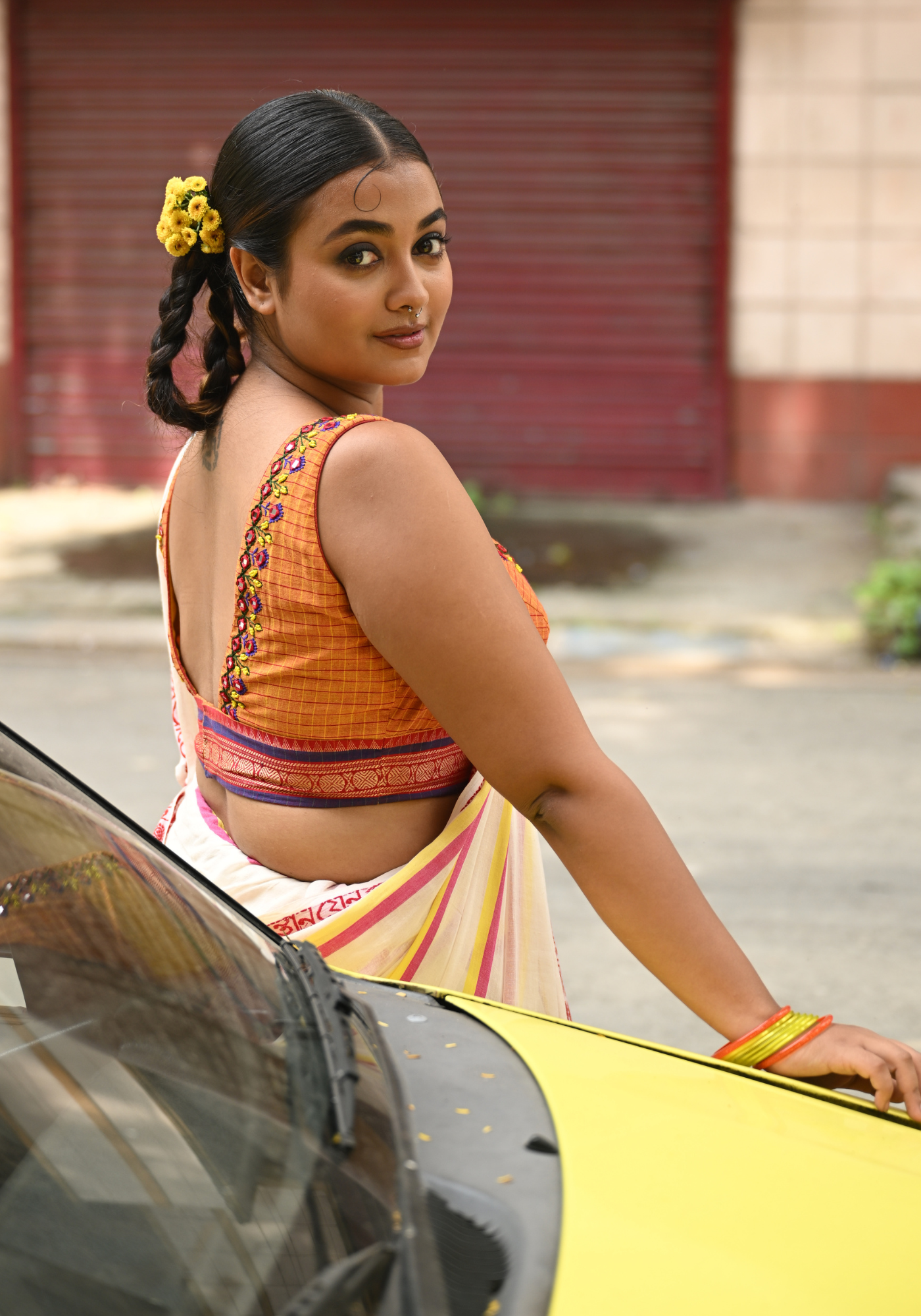 DIVYA YELLOW CHECKS (SLEEVELESS)