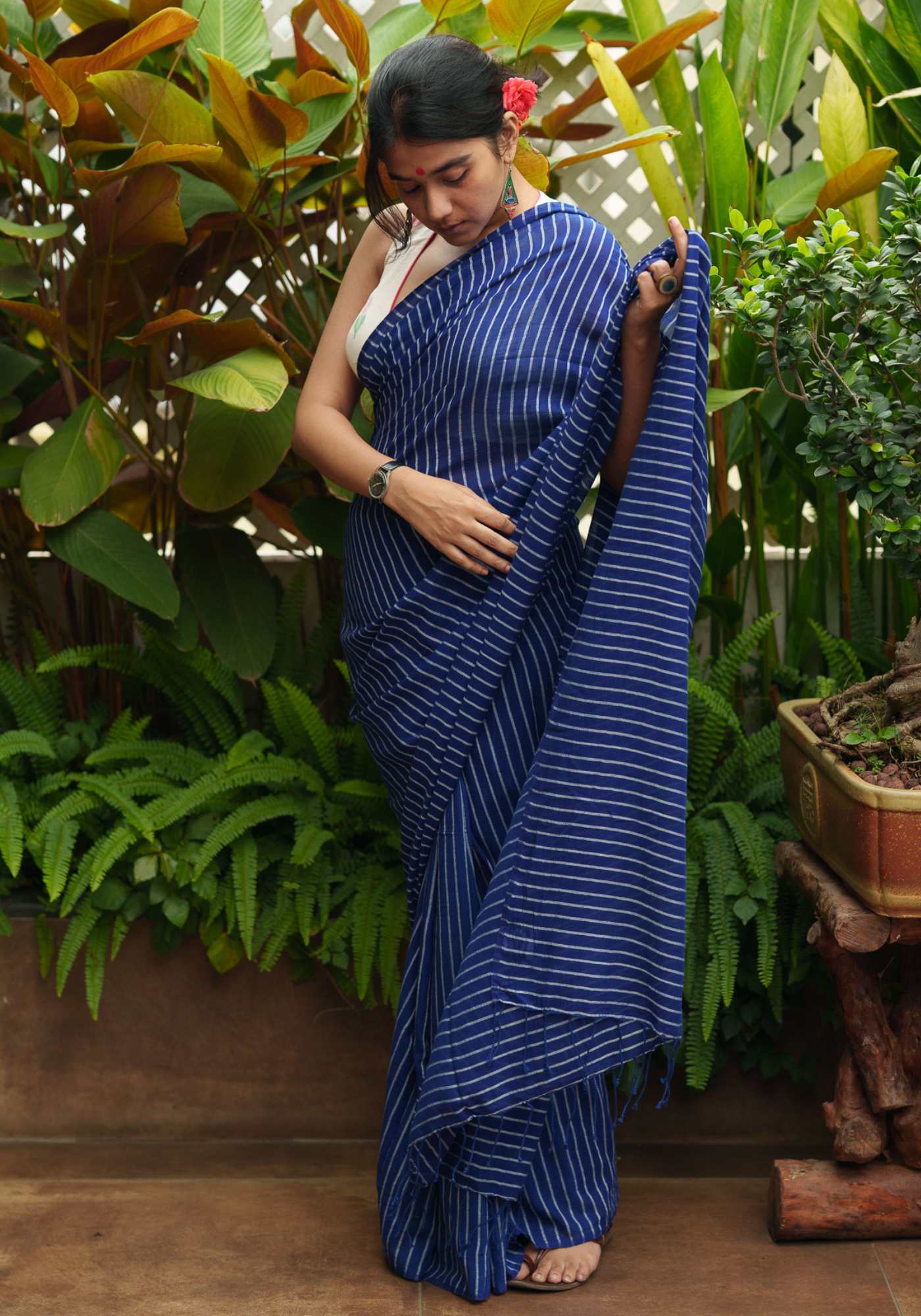 NEEL SHADA DORA KATA SAREE
