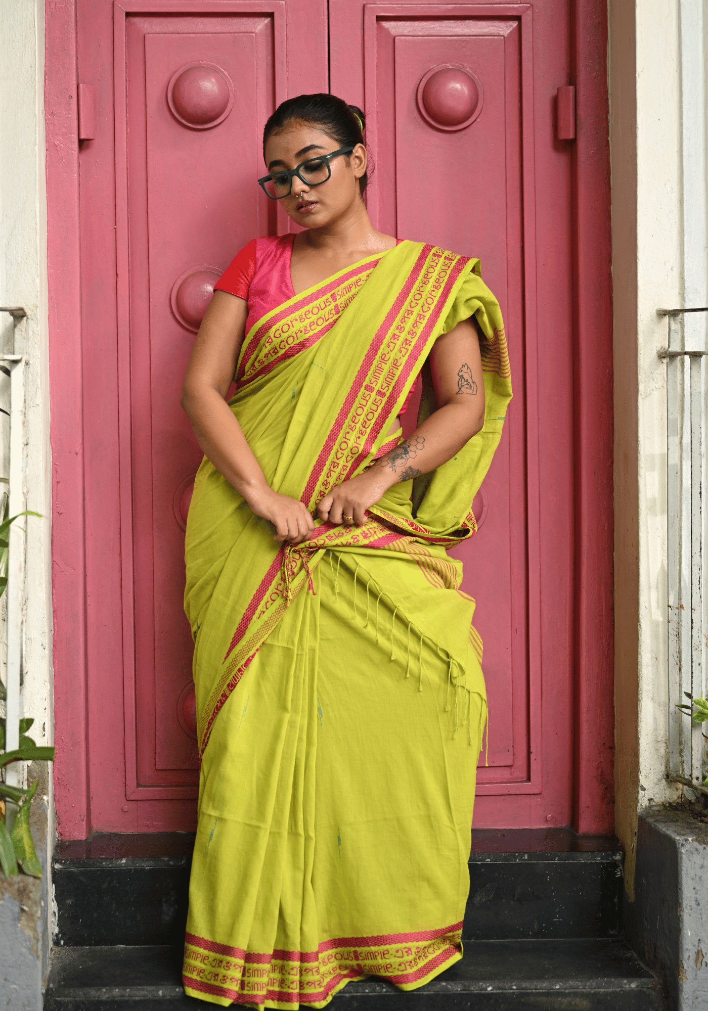 SIMPLE er OPOR GORGEOUS SAREE (SHANTIPURI)