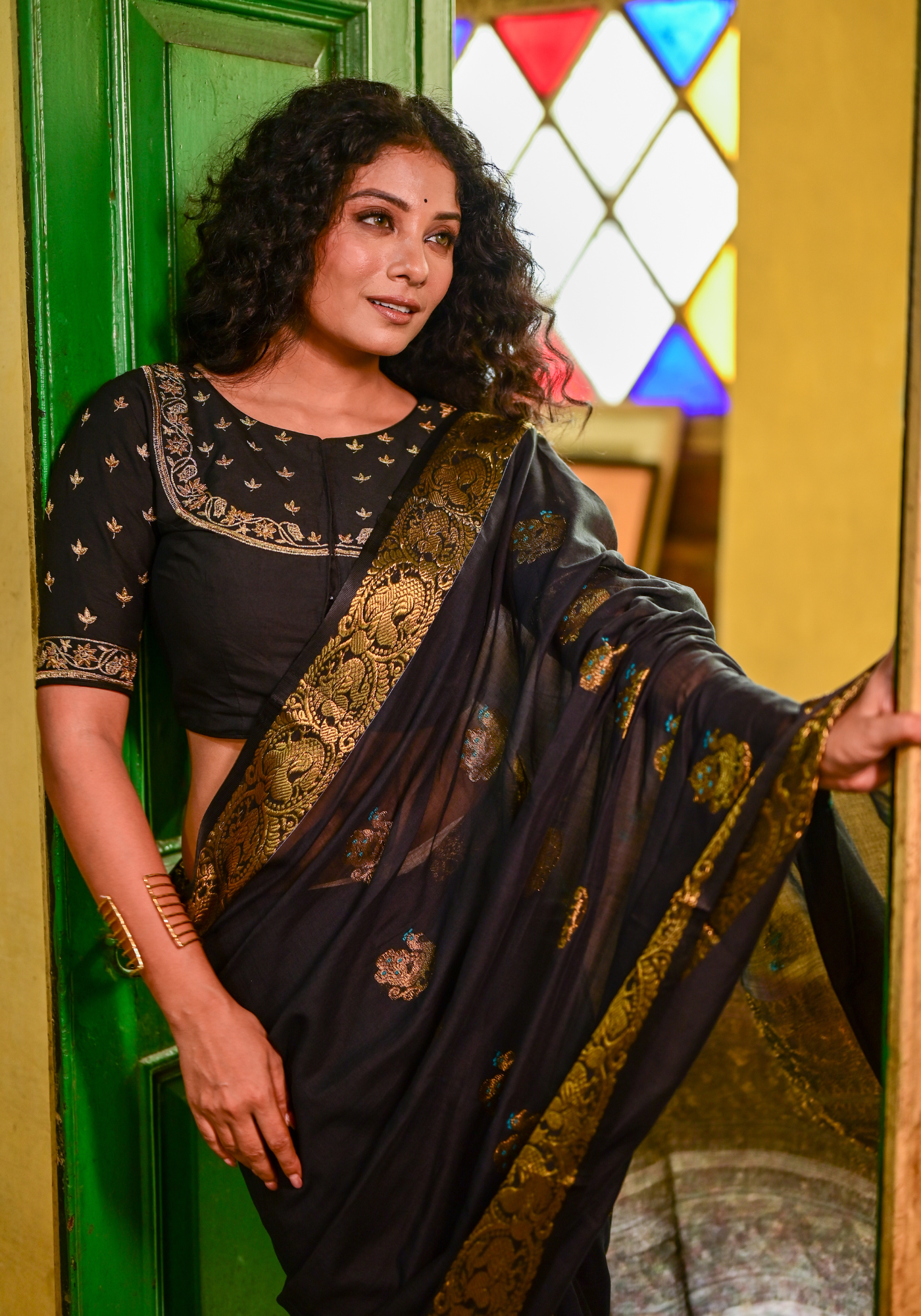 BLACK PEACOCK TANT SAREE