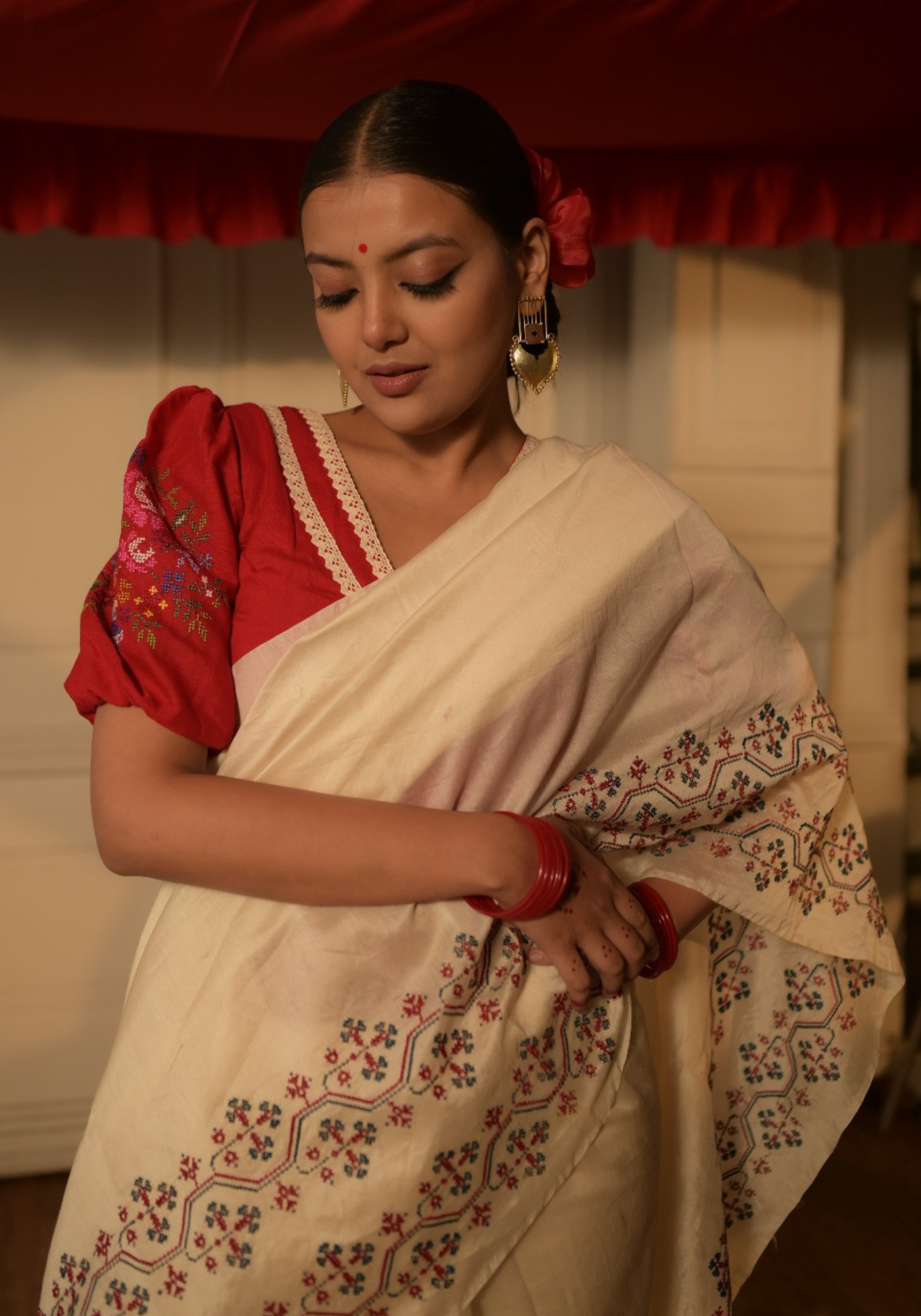 LAAL PHOOLER TORA BLOUSE