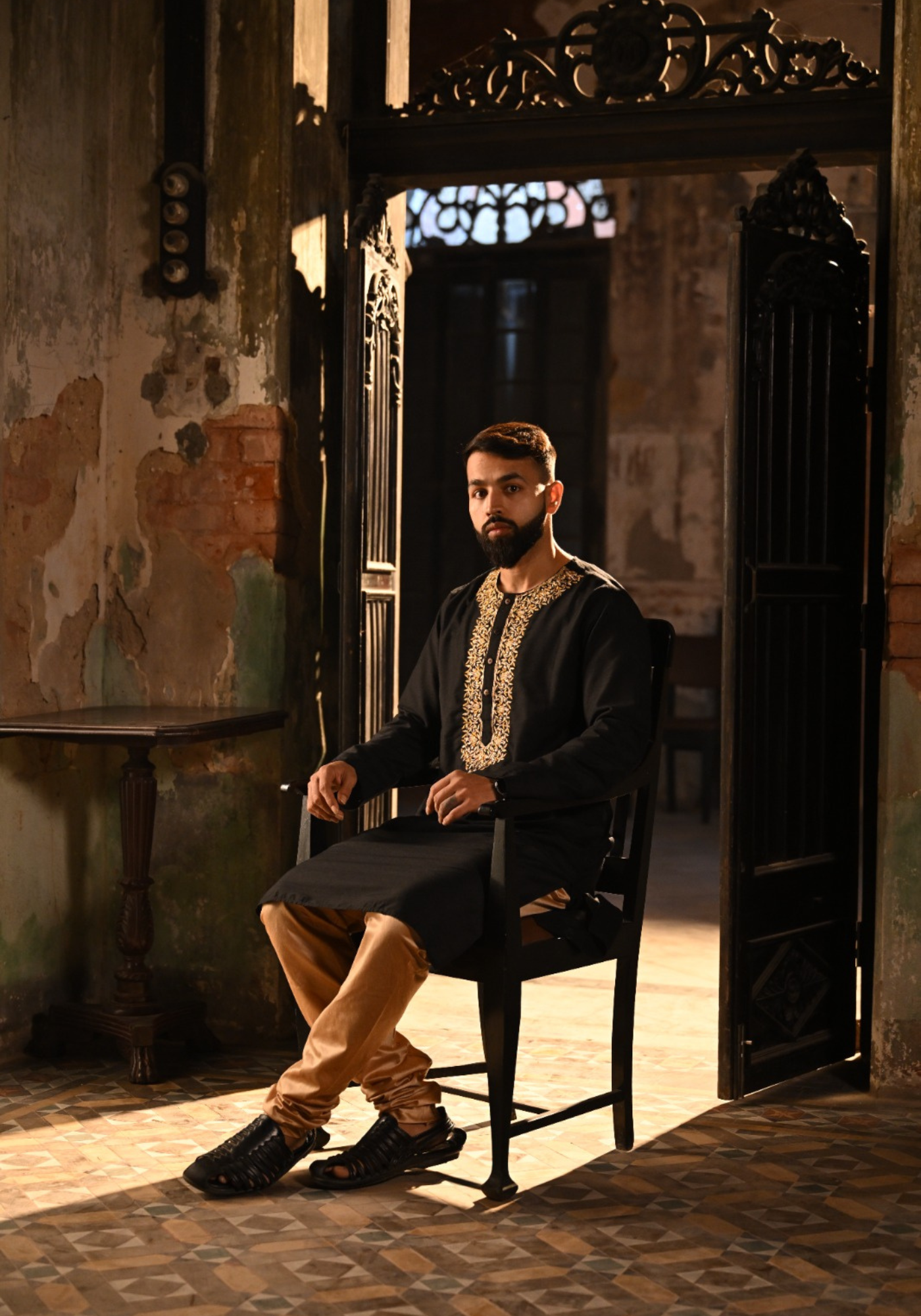 SHAPTAPADI BLACK KURTA