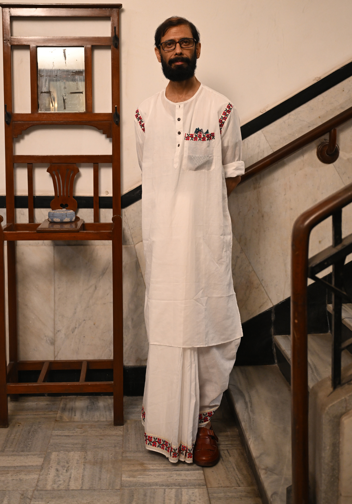 BHALO KHOKA DHUTI