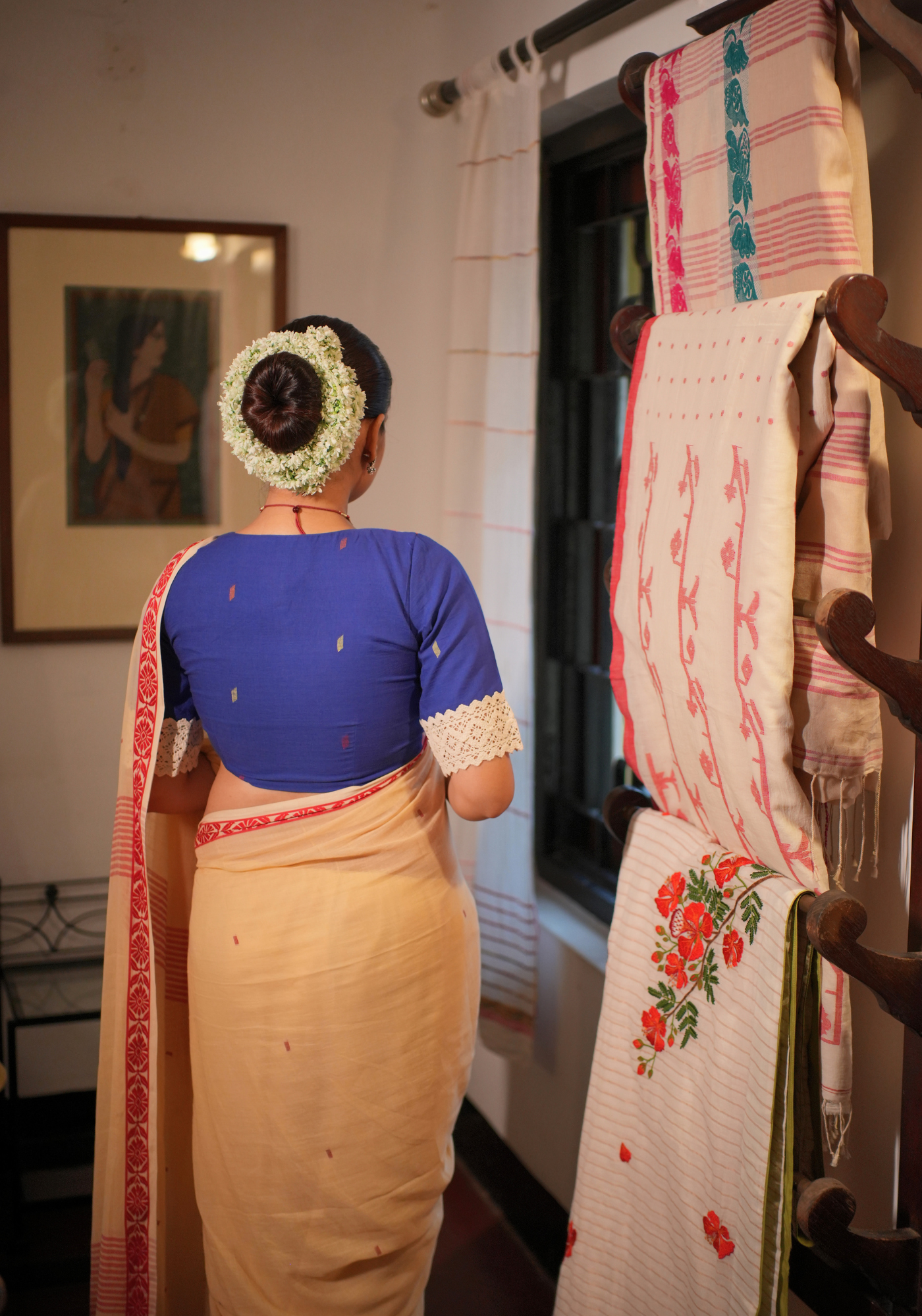 NEEL KOMOL LAAL KOMOL BLOUSE