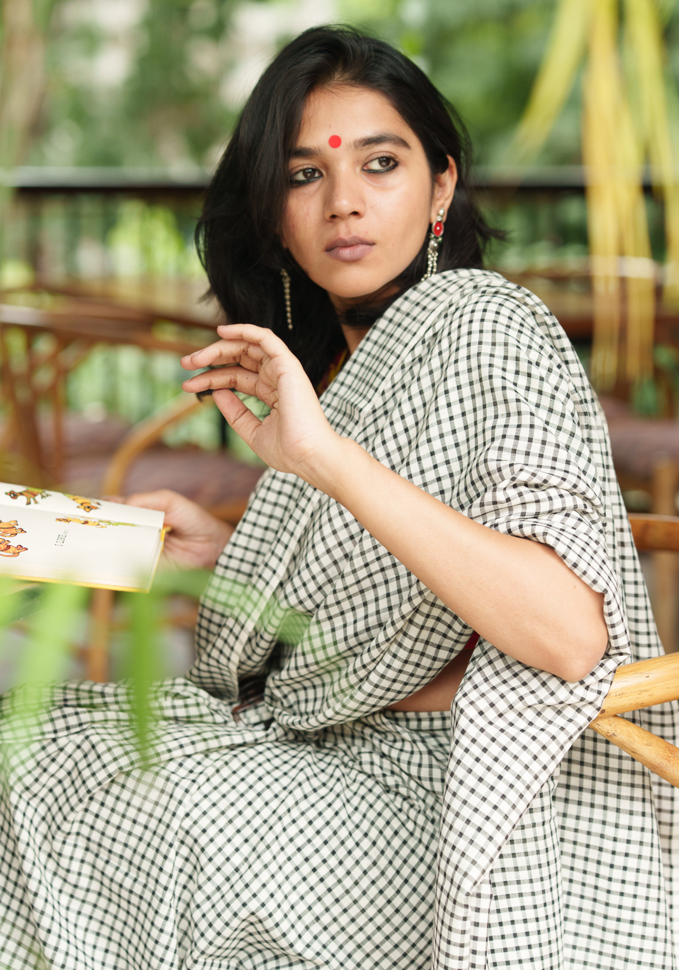 SHADA KALO CHECK SAREE