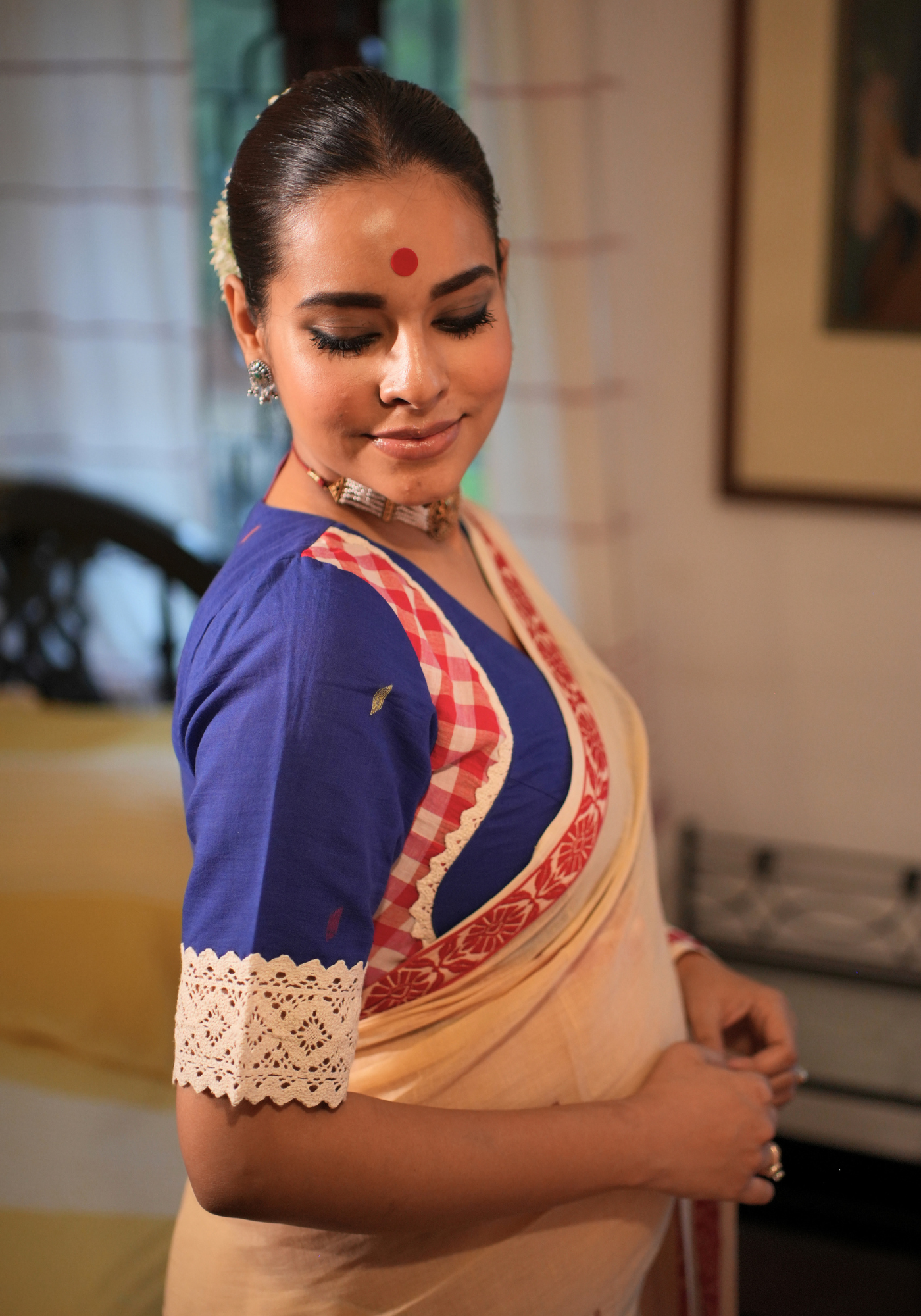 NEEL KOMOL LAAL KOMOL BLOUSE