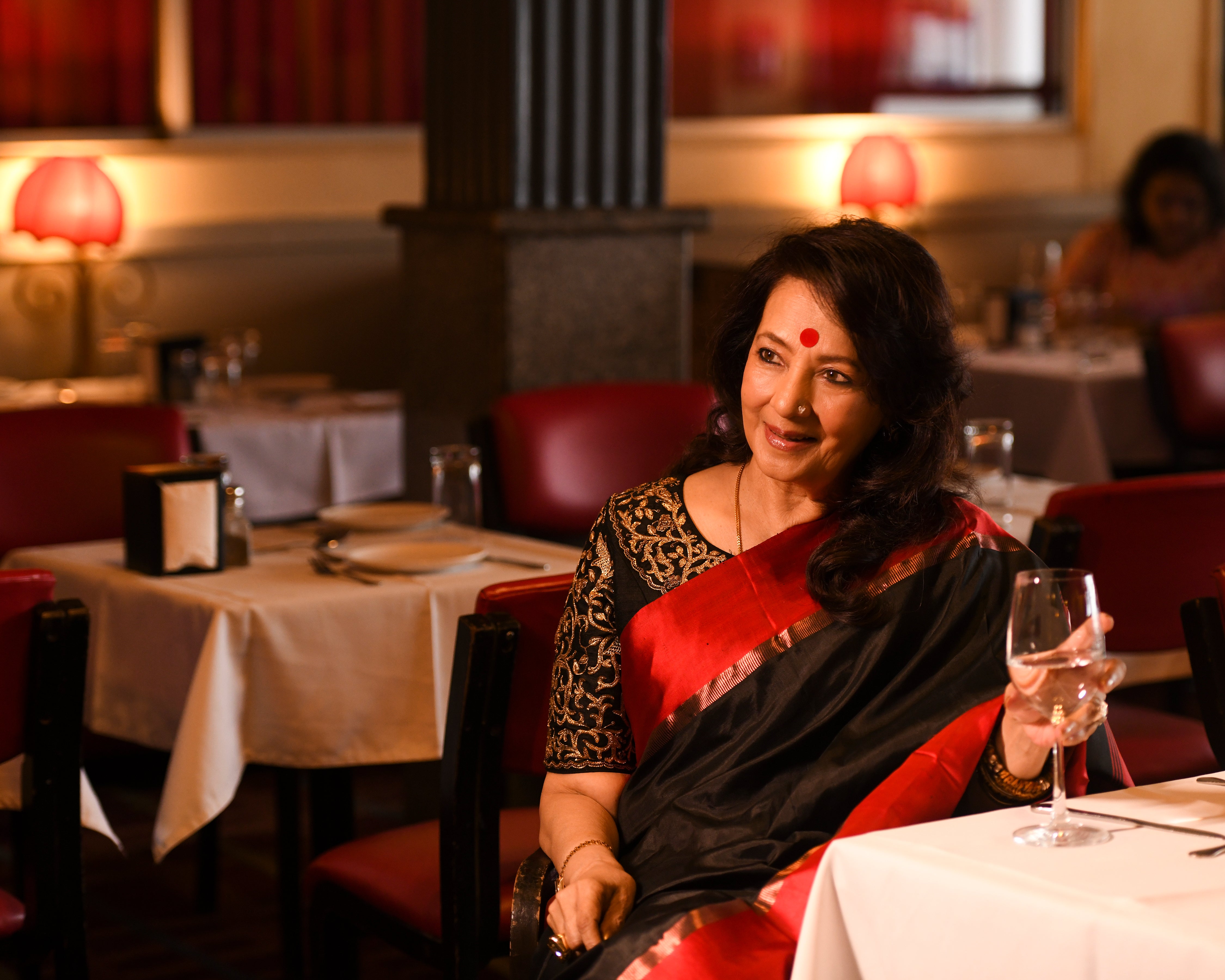 ICED AMERICANO AND ROSES GOROD SAREE