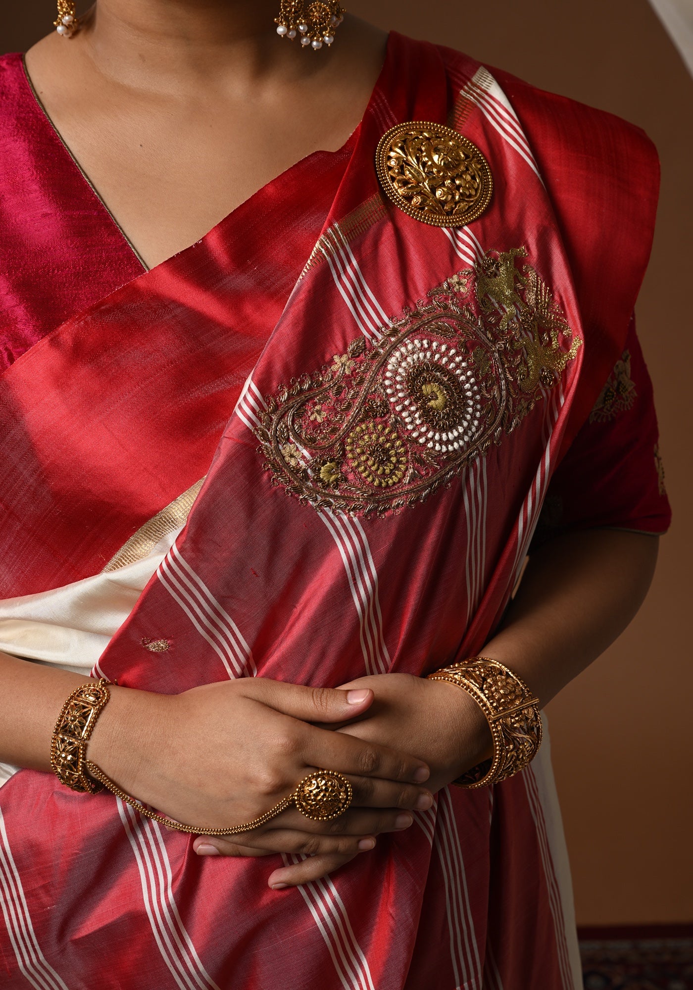 LION PAISLEY LAAL PAAR GOROD SAREE