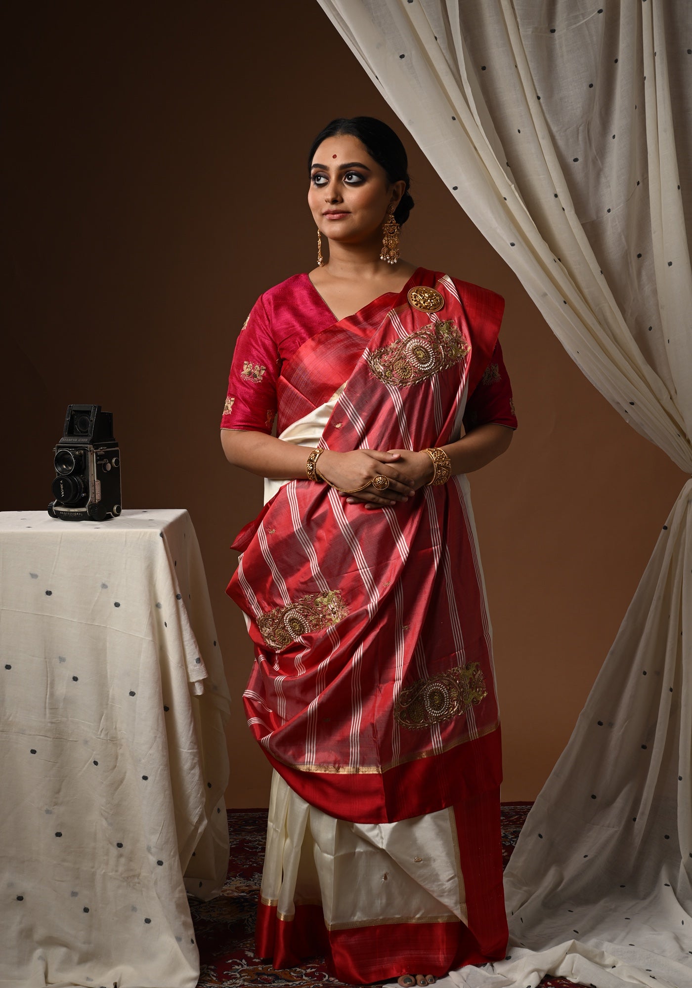 LION PAISLEY LAAL PAAR GOROD SAREE