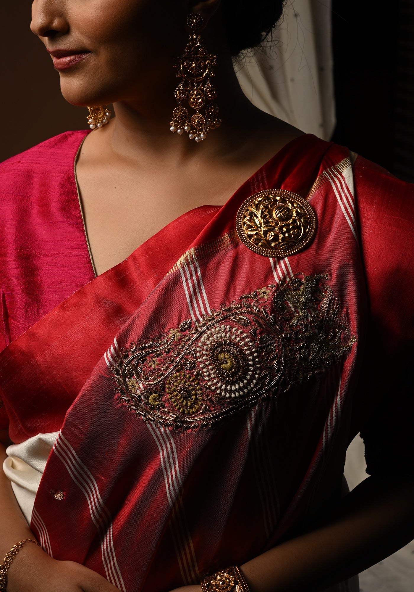 LION PAISLEY LAAL PAAR GOROD SAREE
