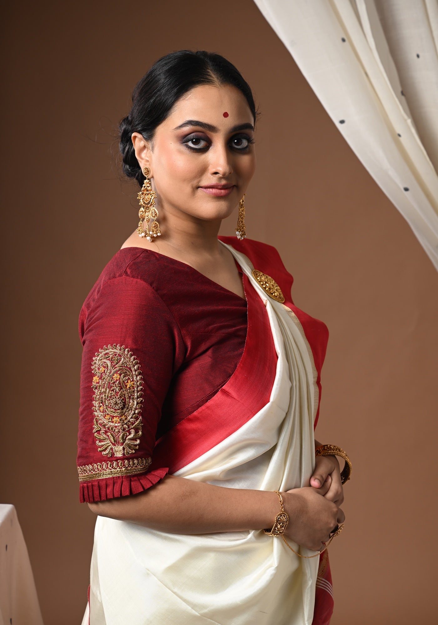 MAROON BALUCHARI DOUBLE KOLKA BLOUSE