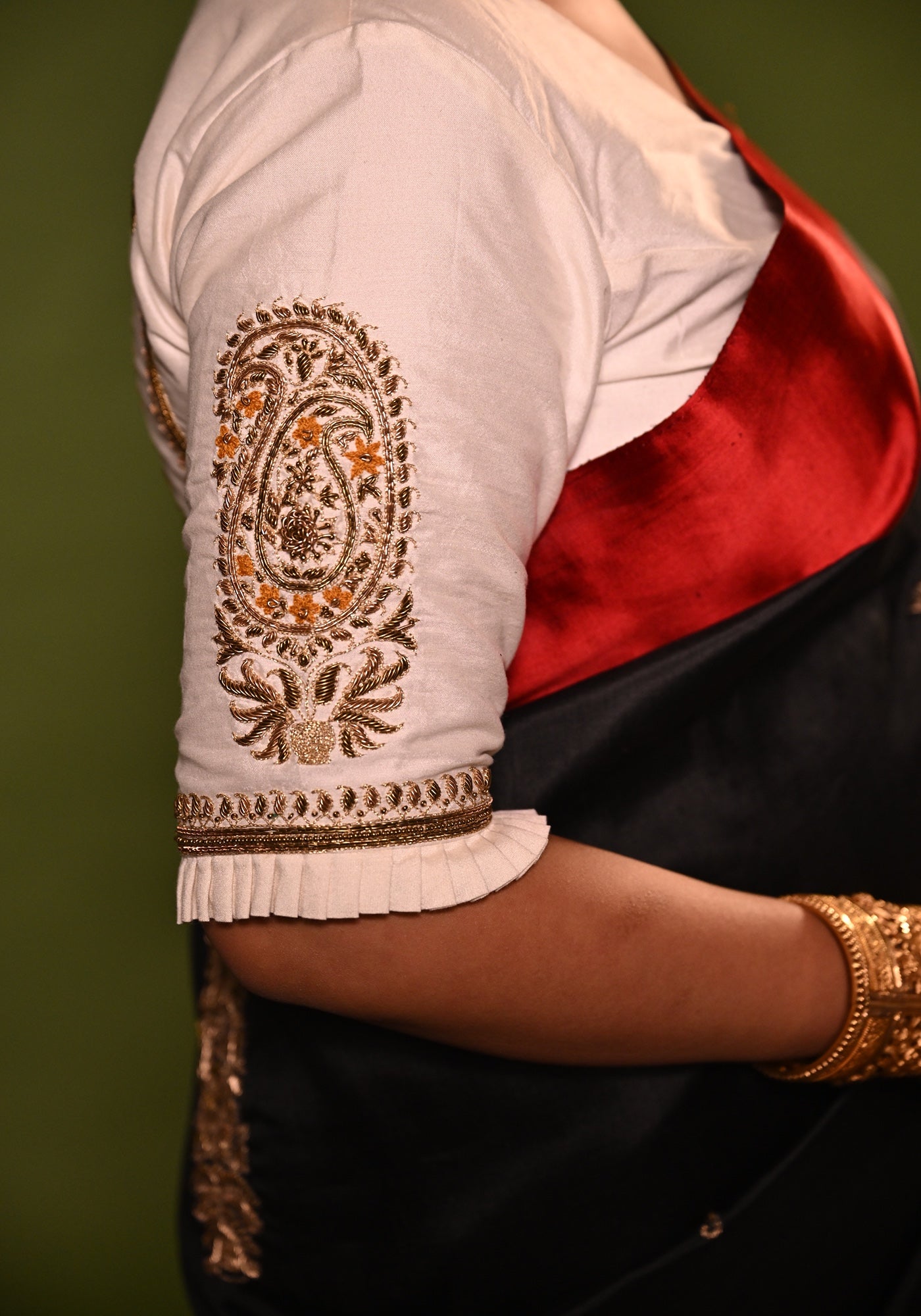 WHITE BALUCHARI DOUBLE KOLKA BLOUSE