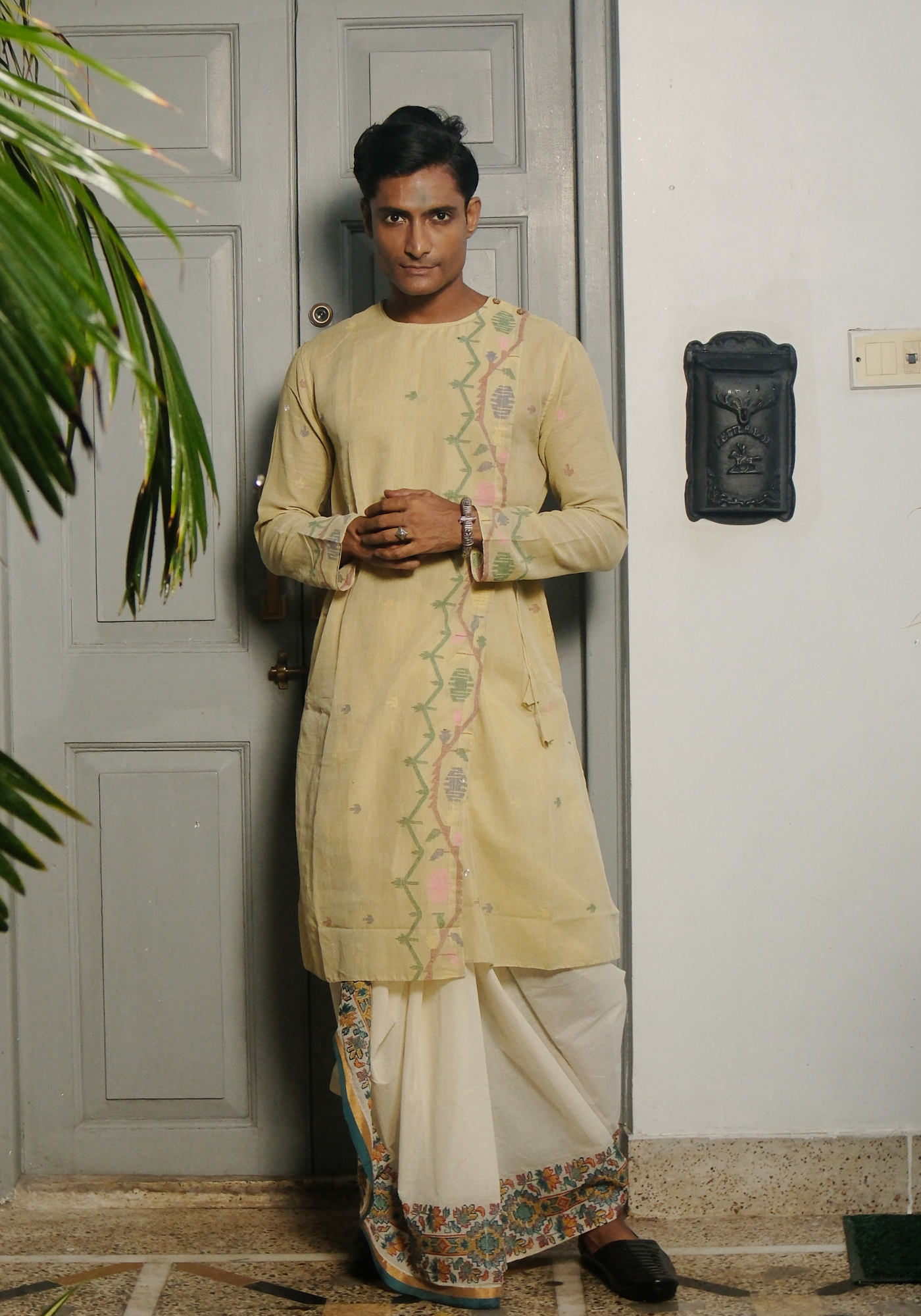 CARPET WEAVE KERALA COTTON DHUTI