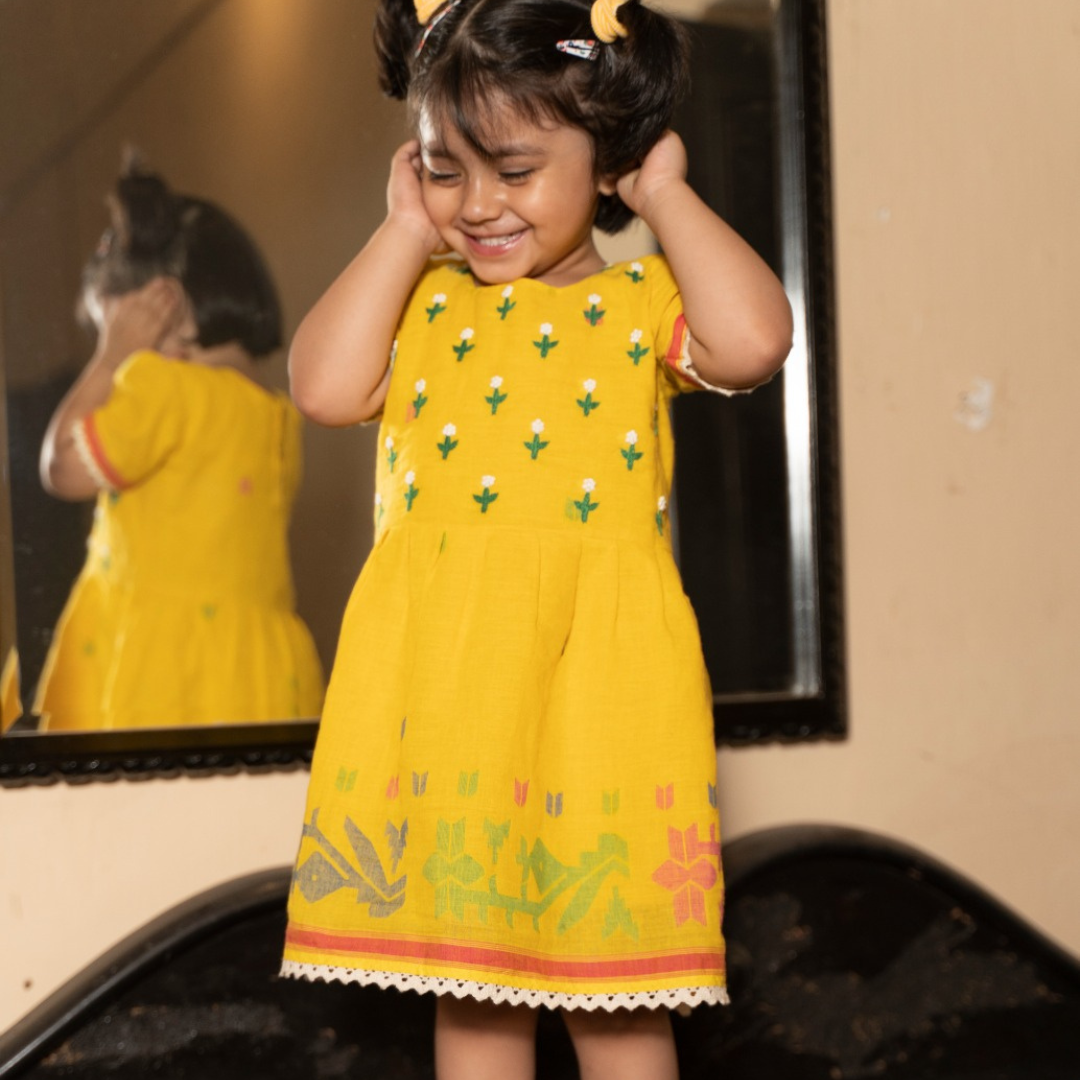 Yellow Bel Phool Jama