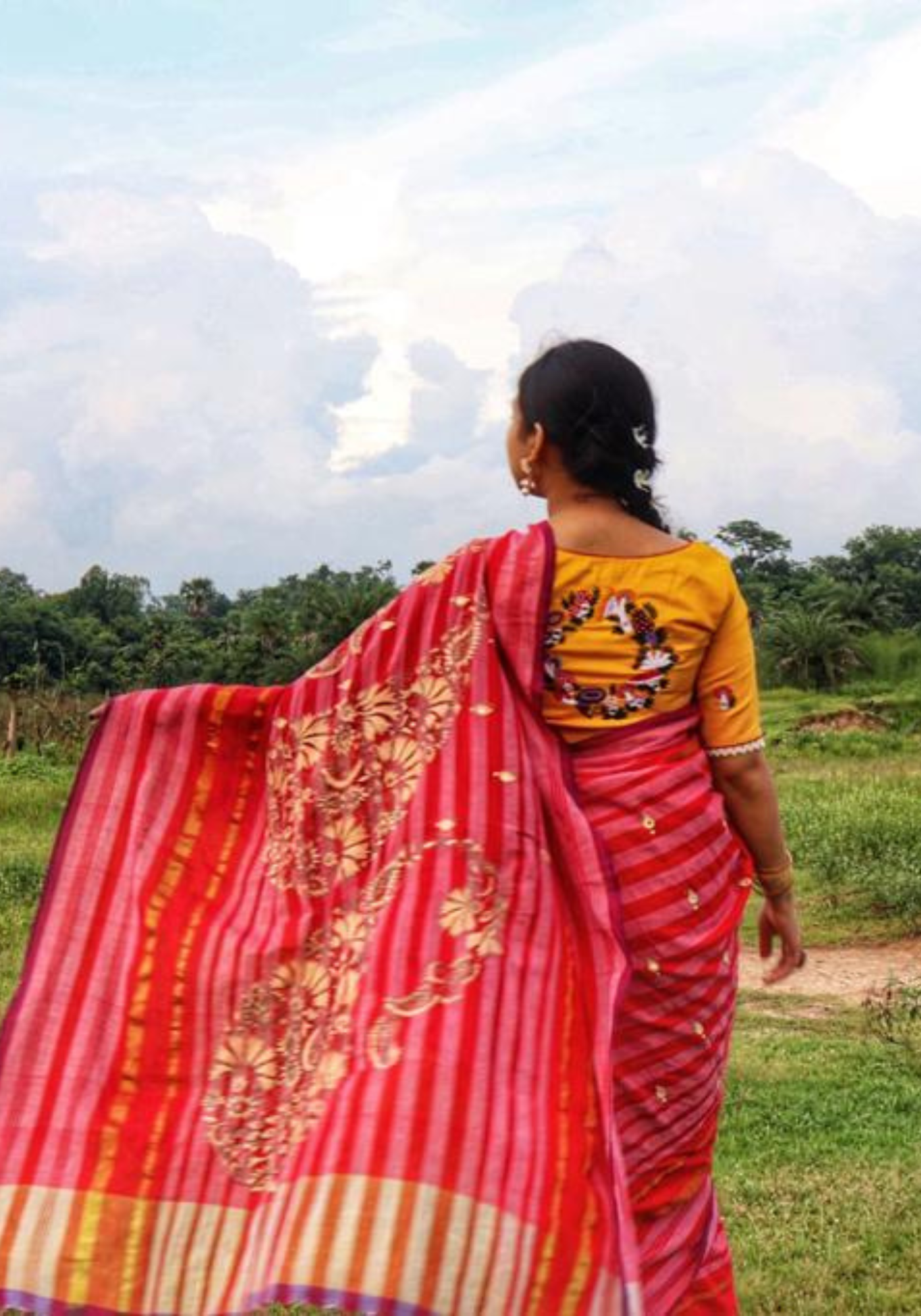 RED STRIPE KANTHA SAREE