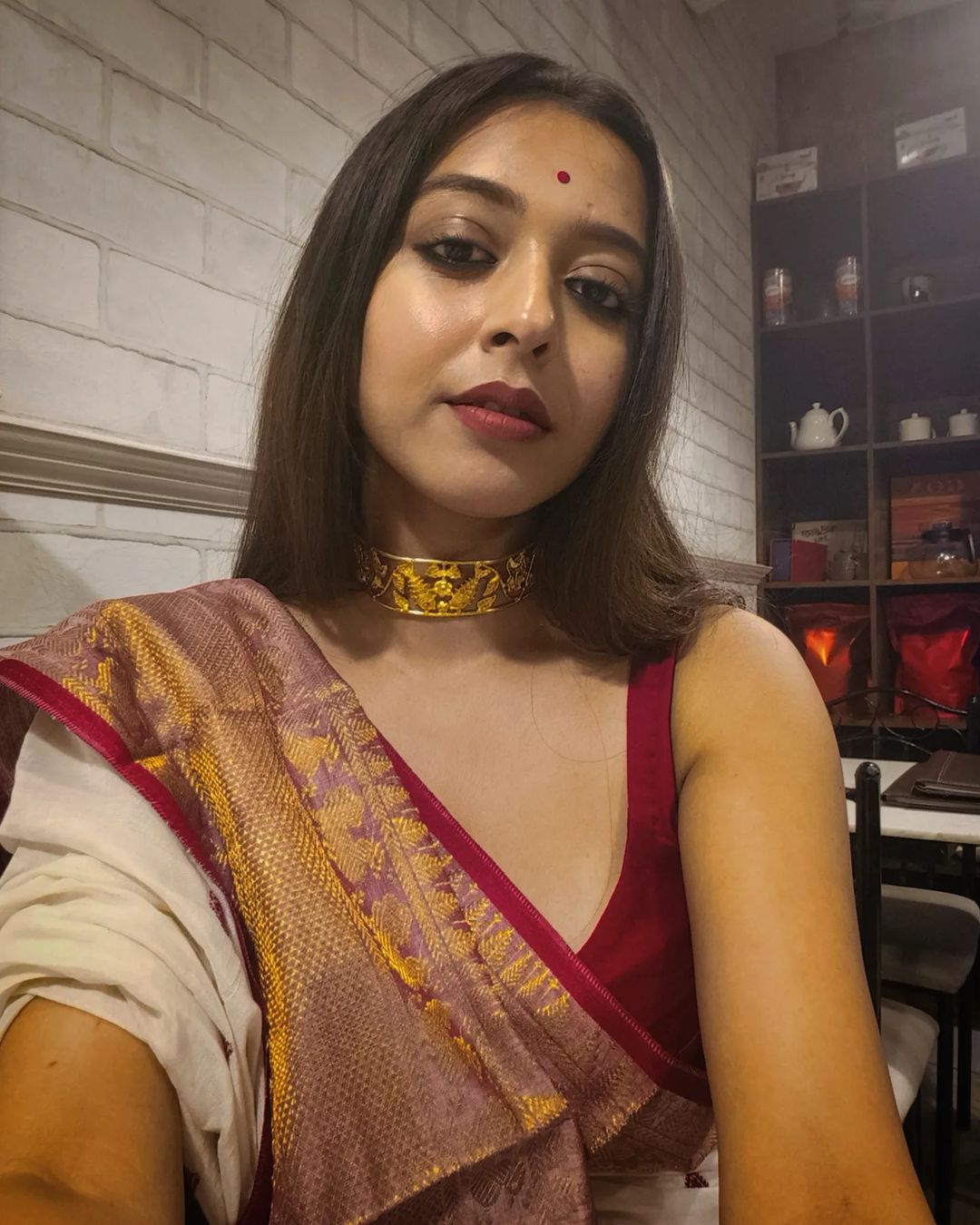 ZARI MAYUR PAAR TANT SAREE