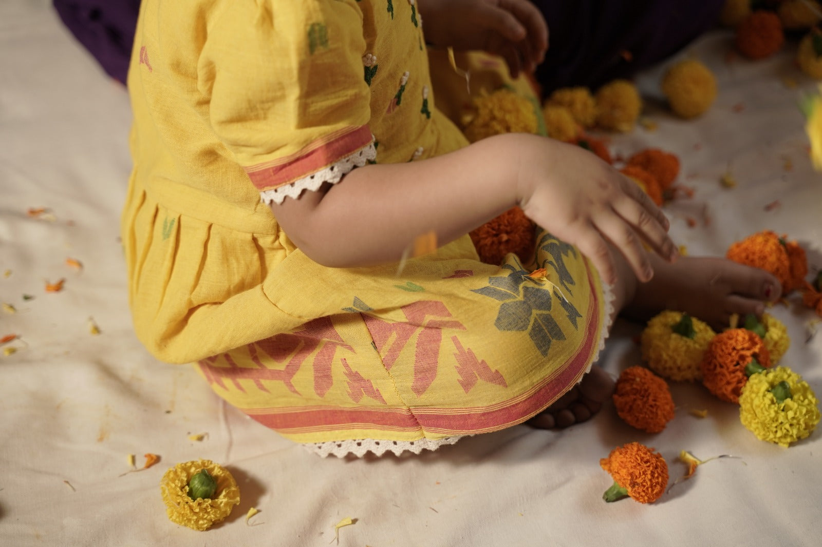 Yellow Bel Phool Jama