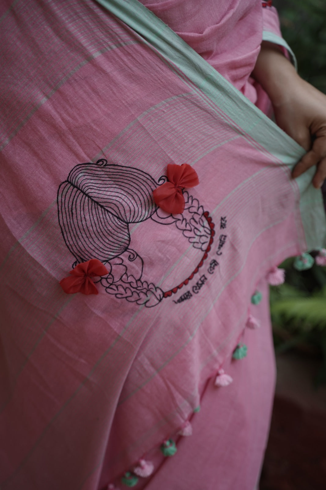 Jemon Beni Saree