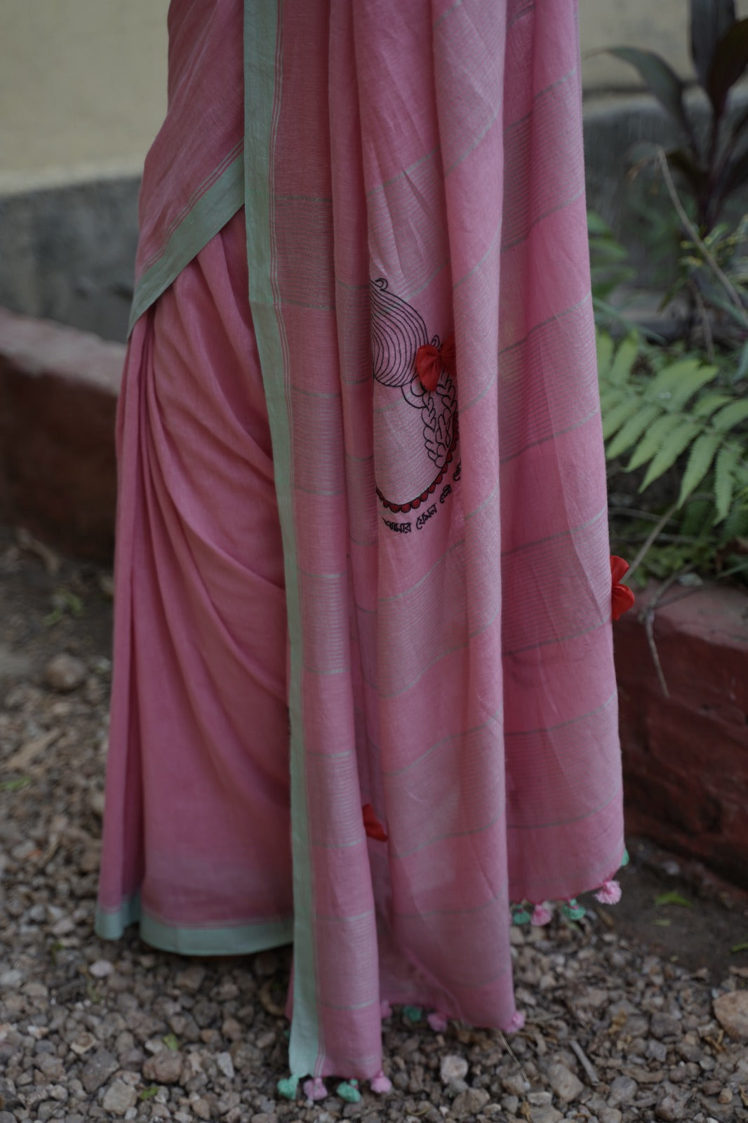Jemon Beni Saree