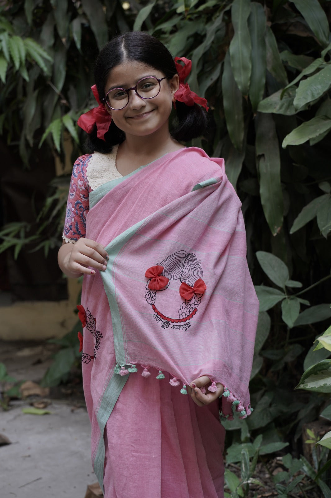 Laal Jhuti Kakatuya (Kids)