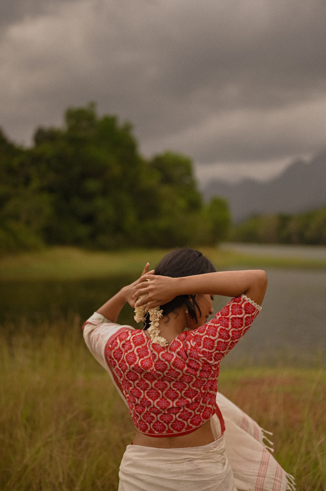 RED TILE PATTERN BLOUSE
