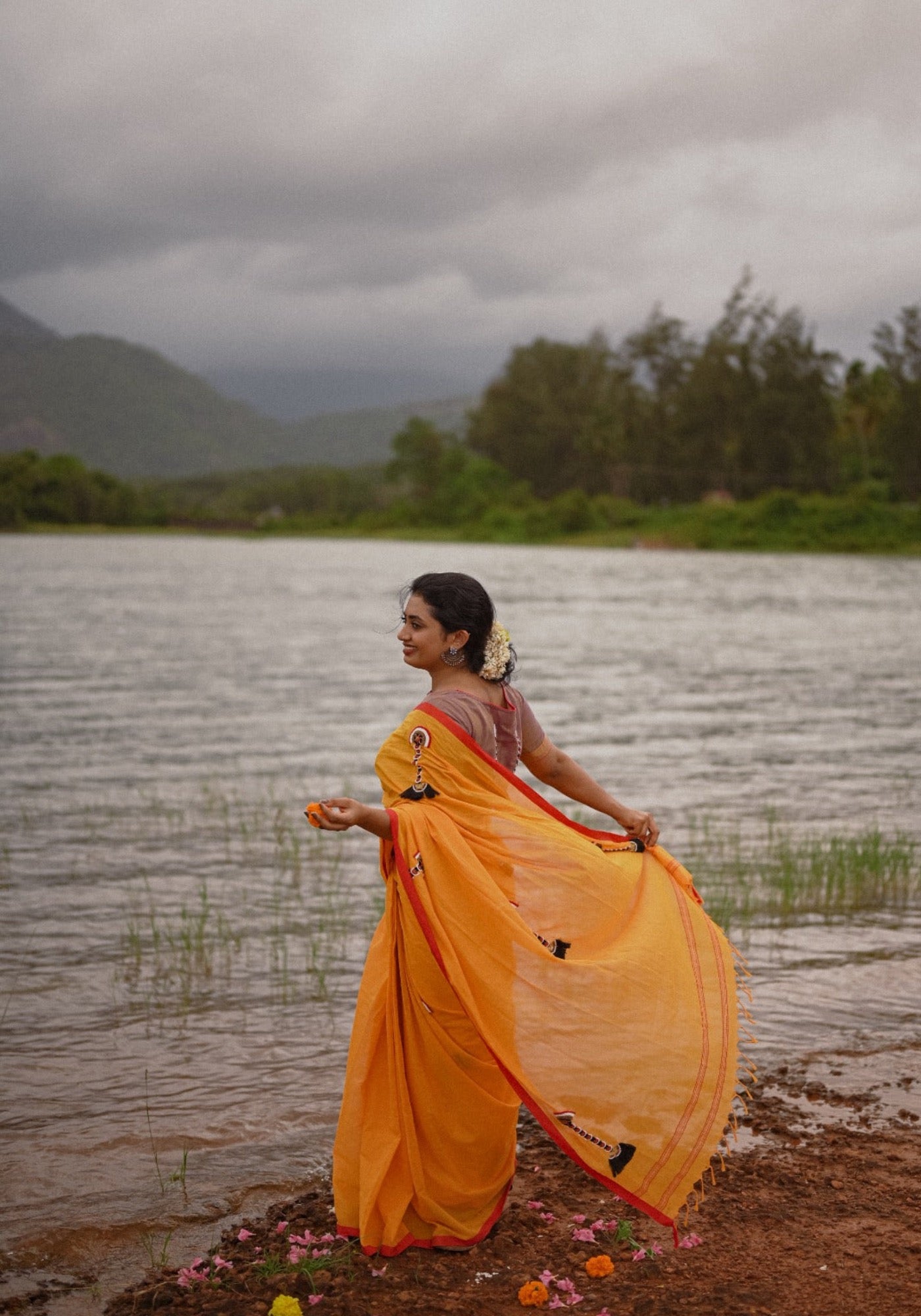 JADANAGAM (HAIR JEWELLERY) SAREE
