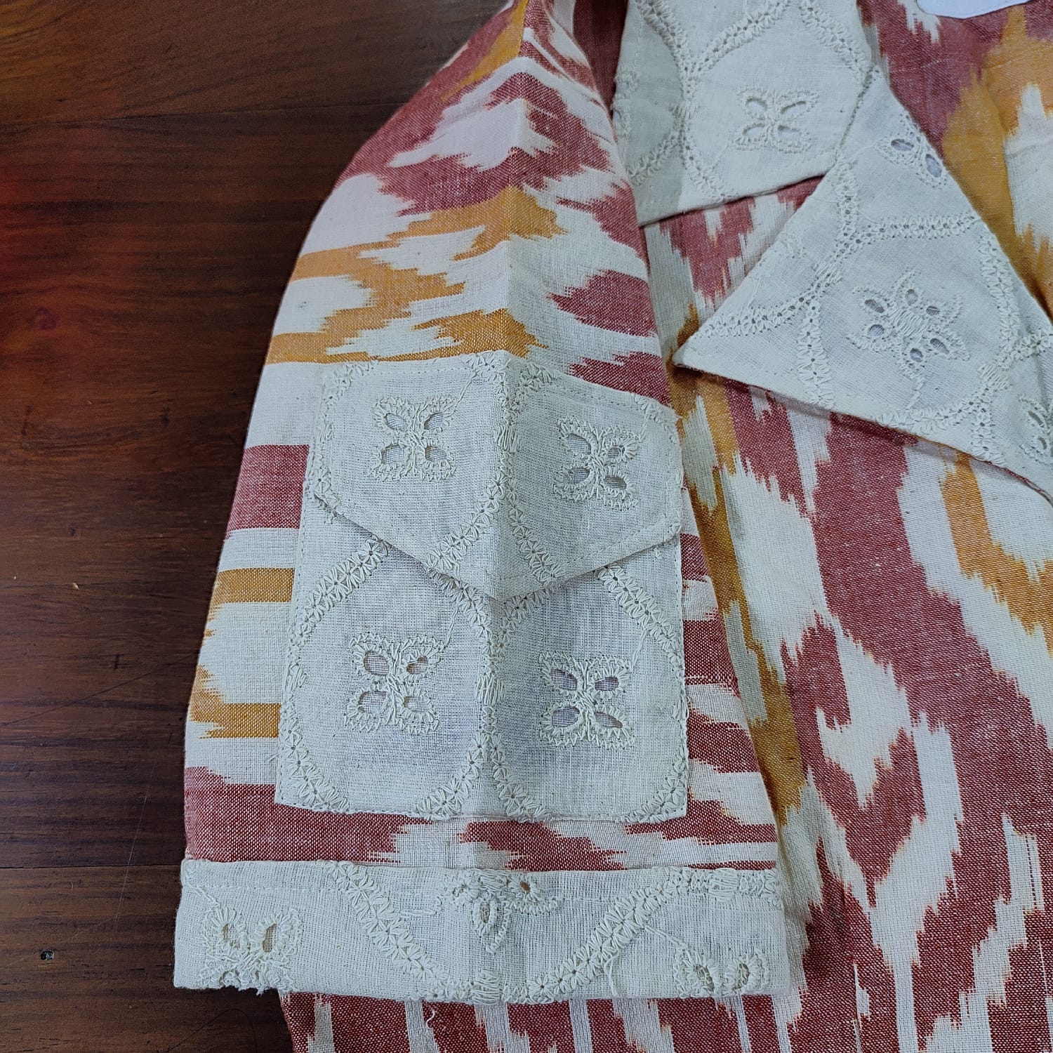 FIRNI MISHTI DOI SHORT-JACKET BLOUSE