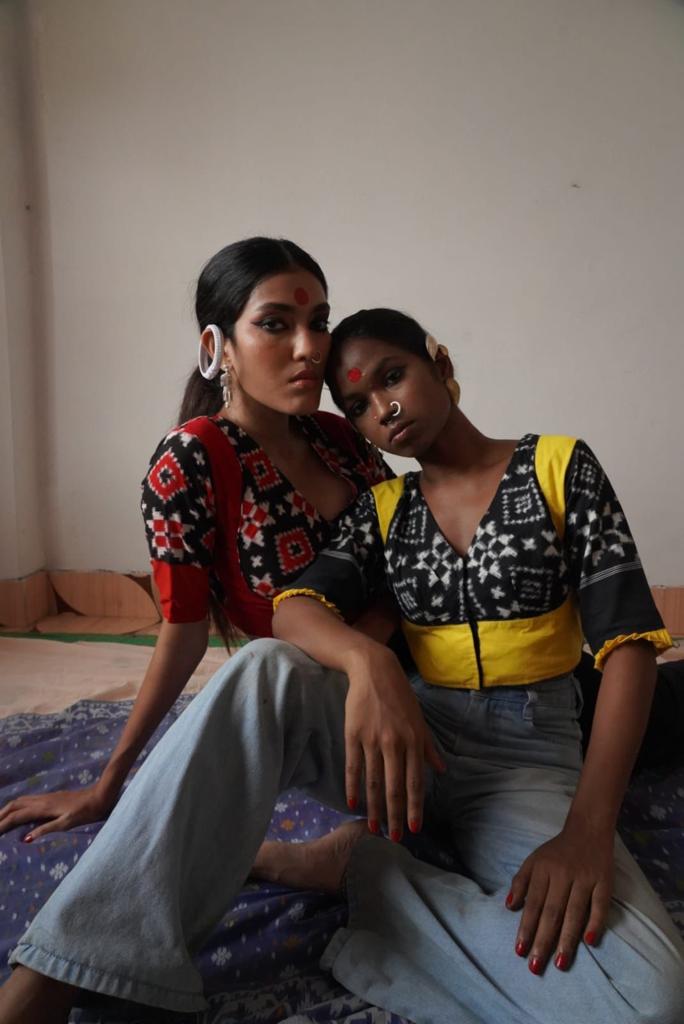 BLACK YELLOW TELIA RUMAL BLOUSE
