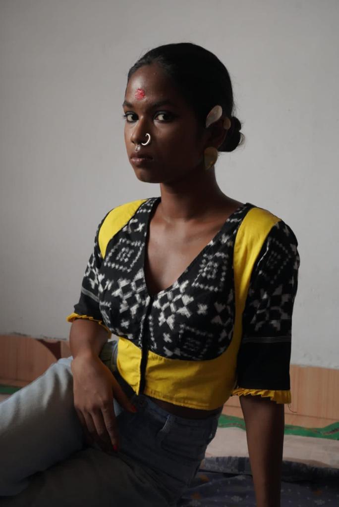 BLACK YELLOW TELIA RUMAL BLOUSE
