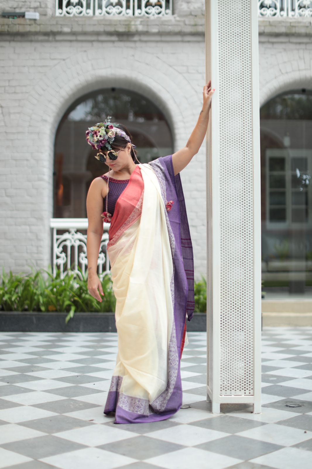 BEGUNI LAAL GANGA JAMUNA PAAR SAREE
