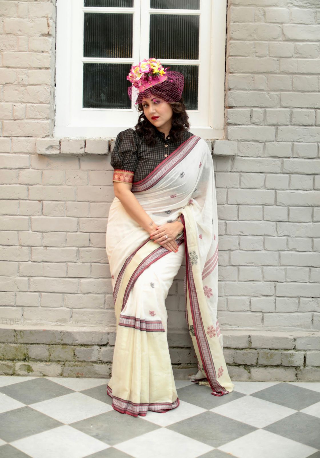 WHITE TANT ZARI SAREE