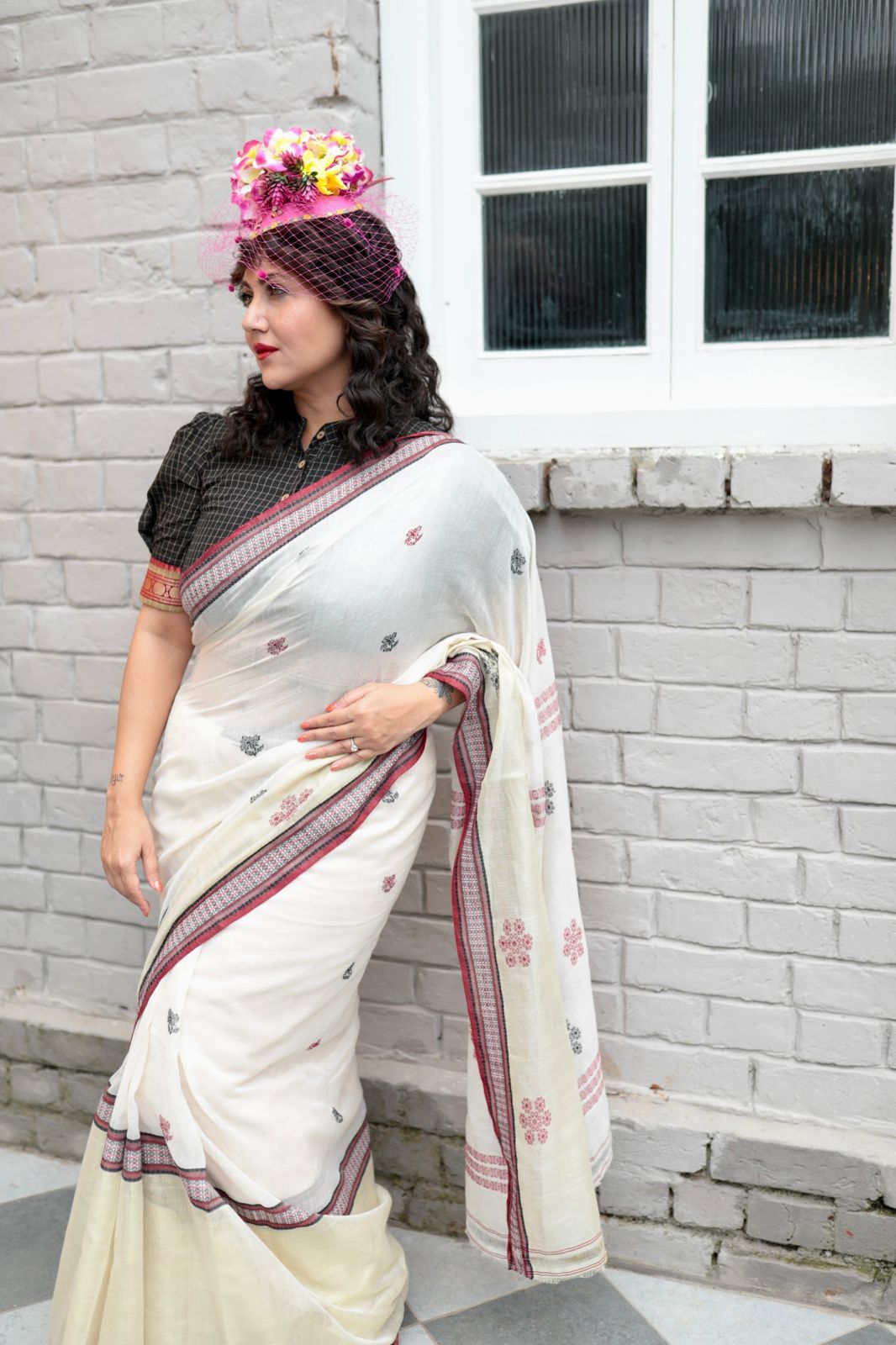 WHITE TANT ZARI SAREE
