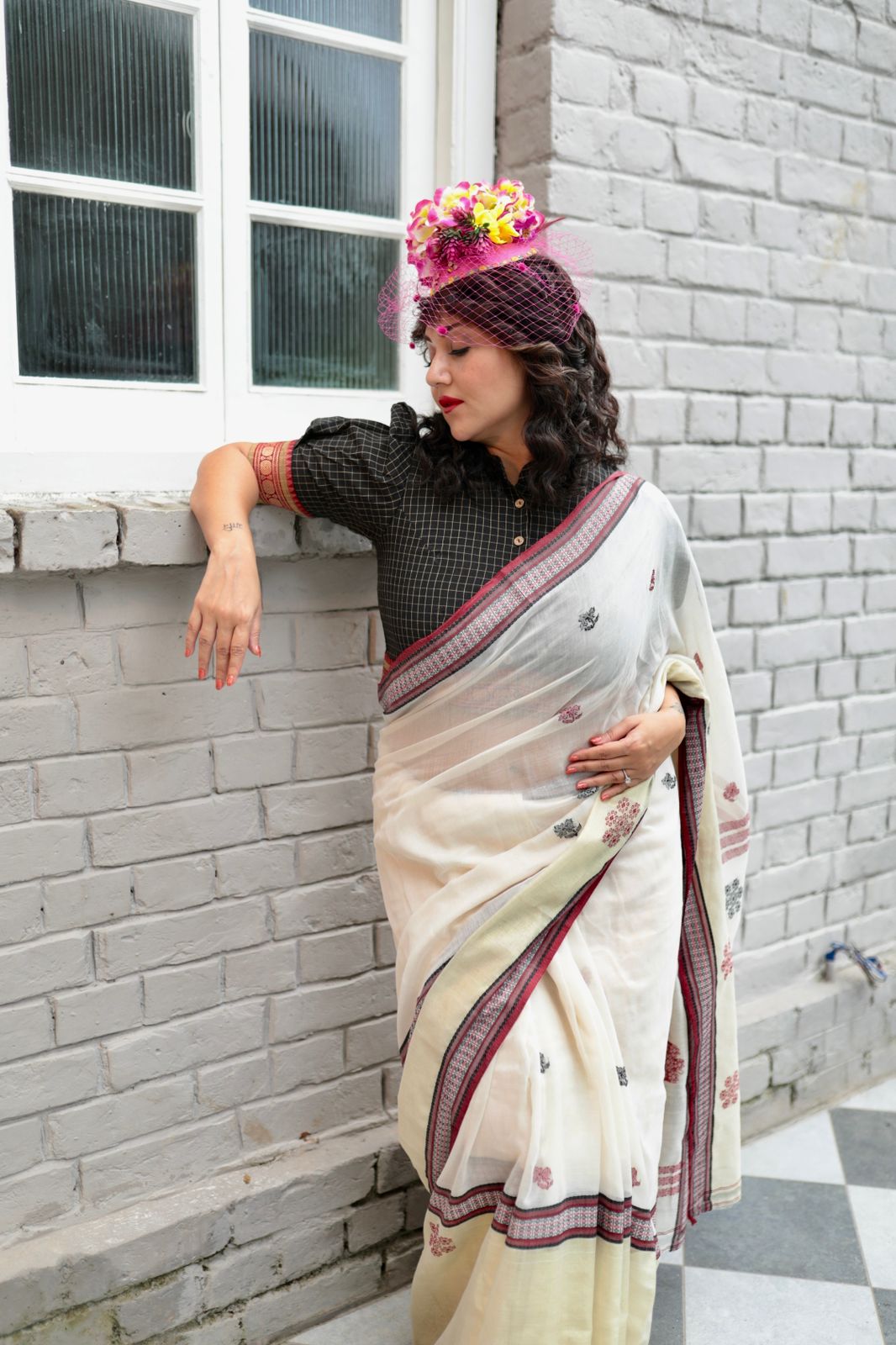 WHITE TANT ZARI SAREE