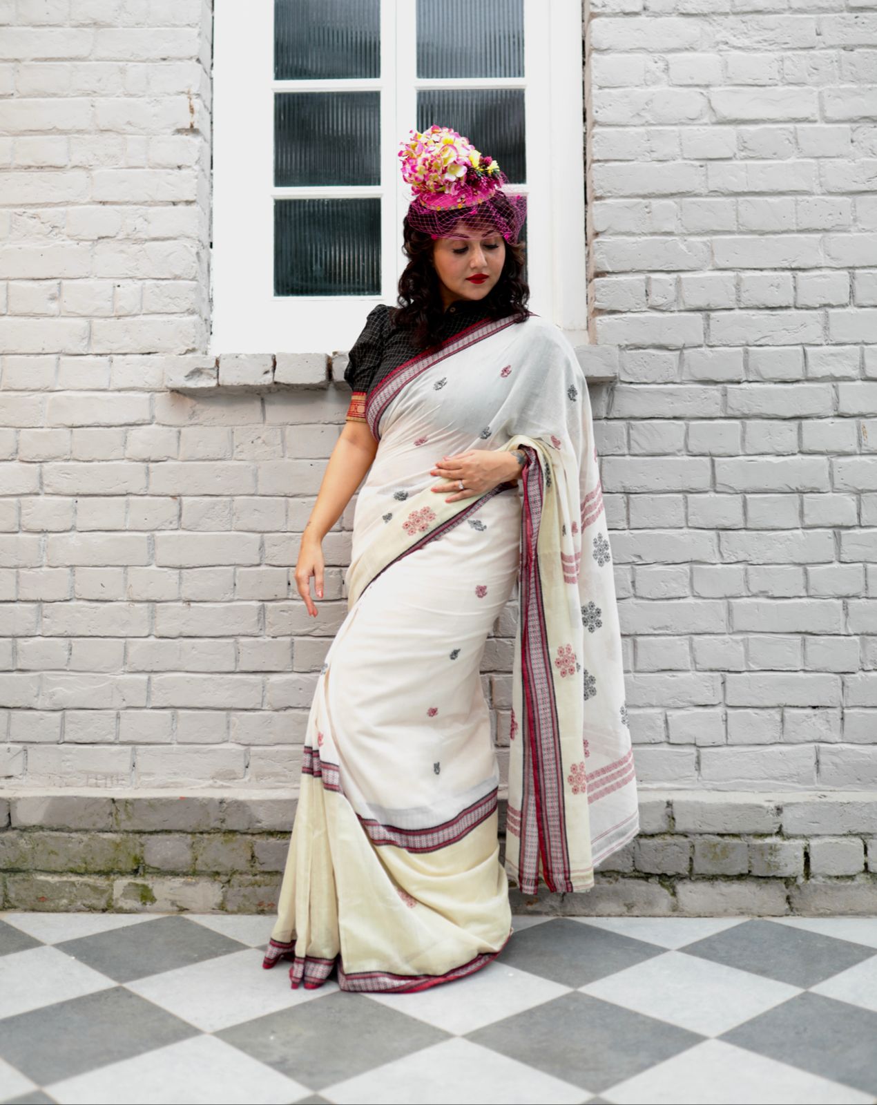 WHITE TANT ZARI SAREE