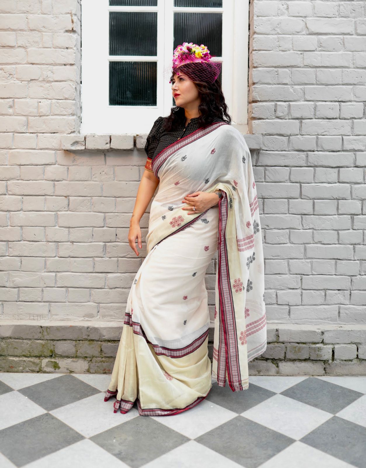 WHITE TANT ZARI SAREE