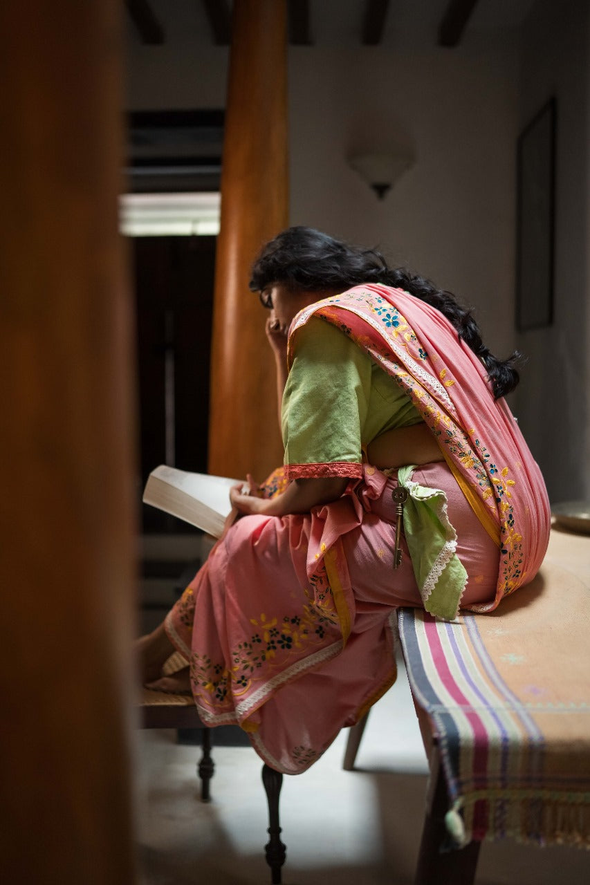 PEACH DAISY RUMAL SAREE