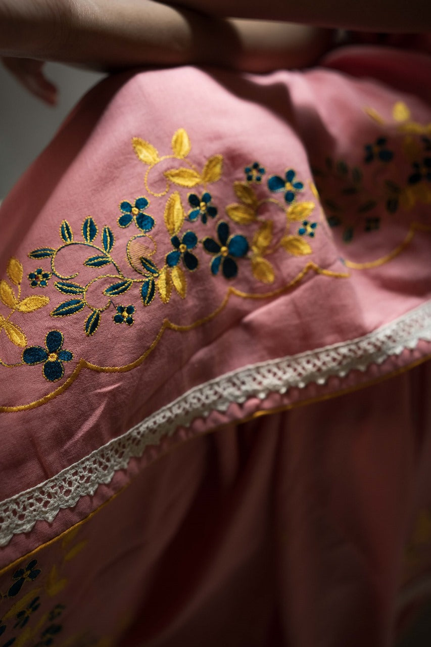 PEACH DAISY RUMAL SAREE