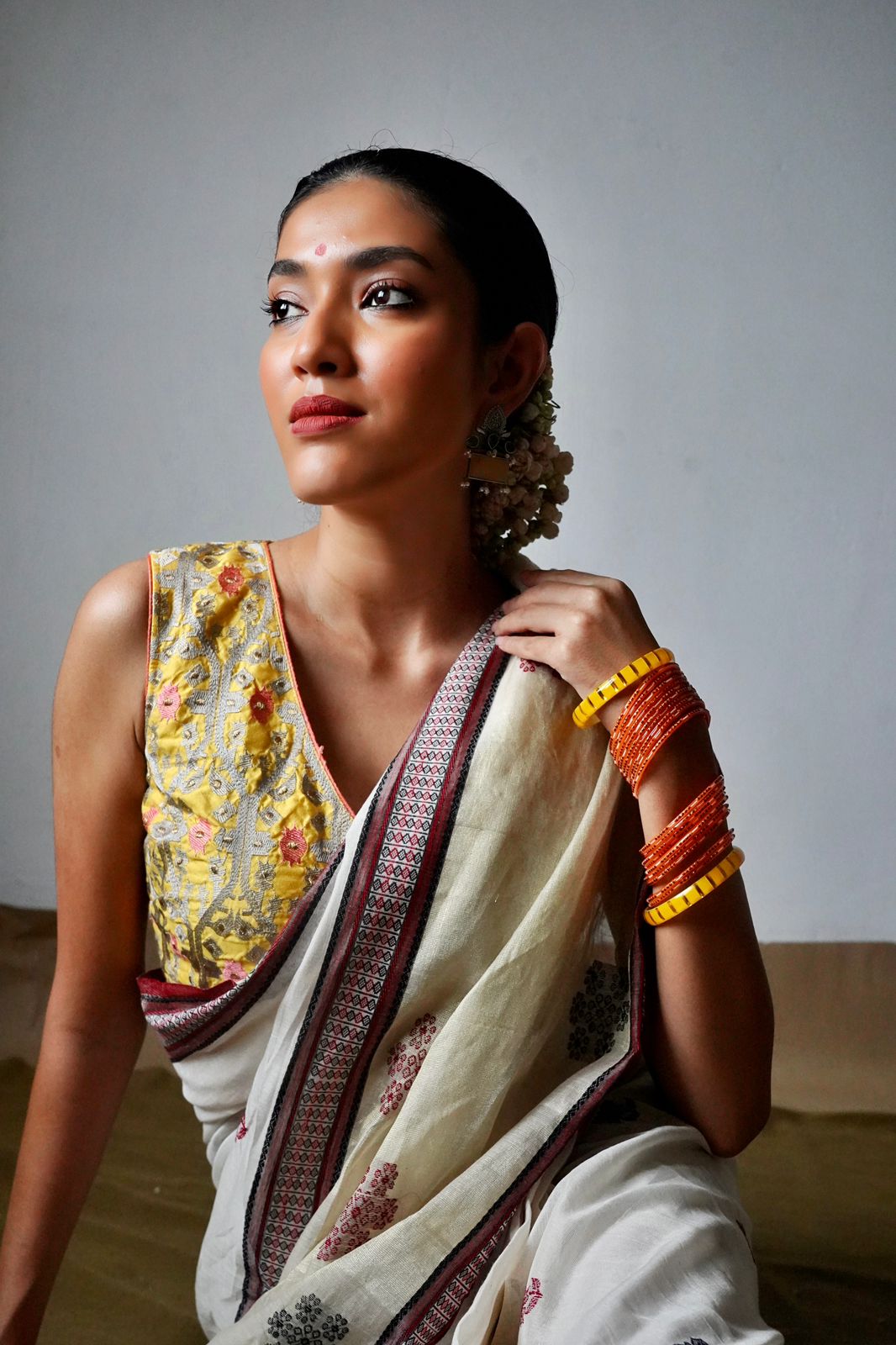 LEMON YELLOW DAALIM PHOOL (BLOUSE)