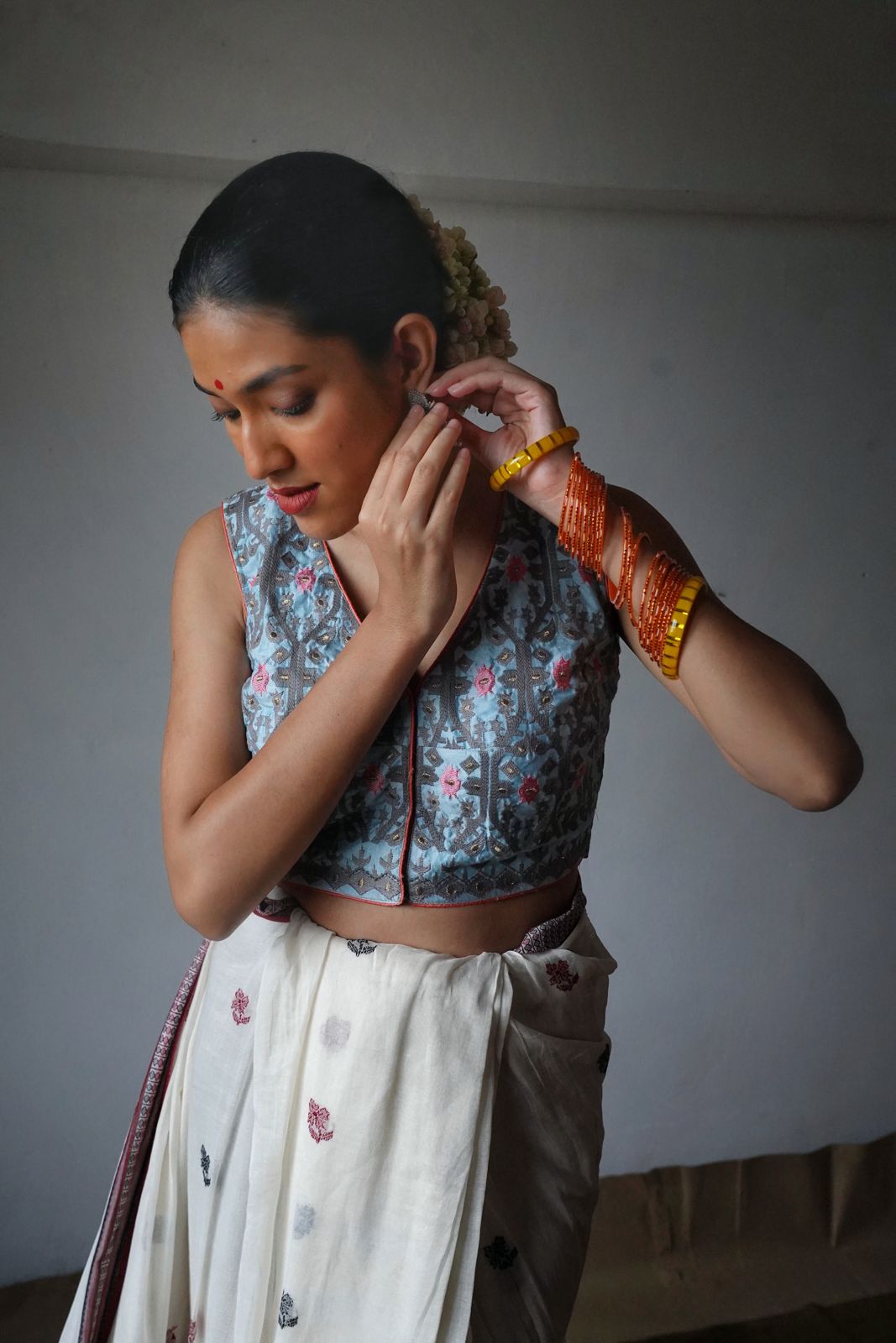 POWDER BLUE DAALIM PHOOL (BLOUSE)