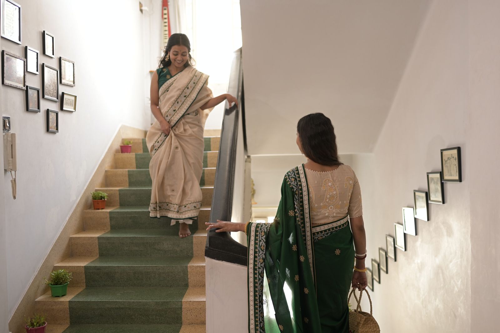 ARATI TUSSUR AAM KOLKA BLOUSE