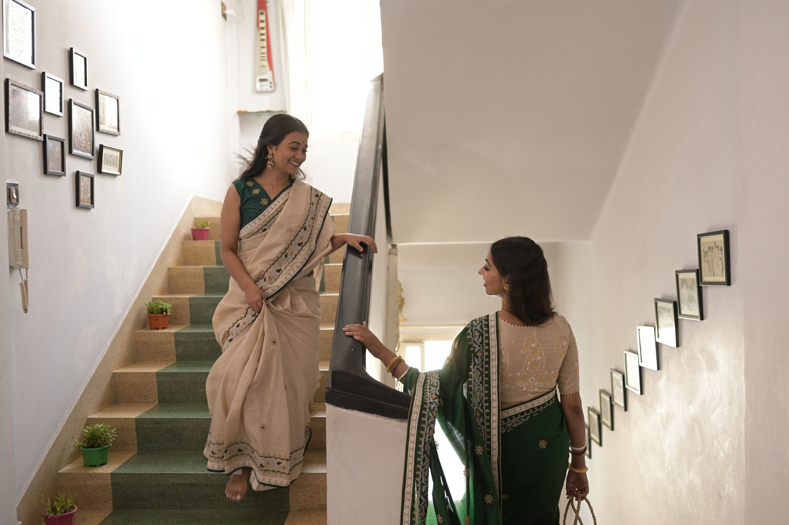 BANI EMERALD SONA RUPA BLOUSE
