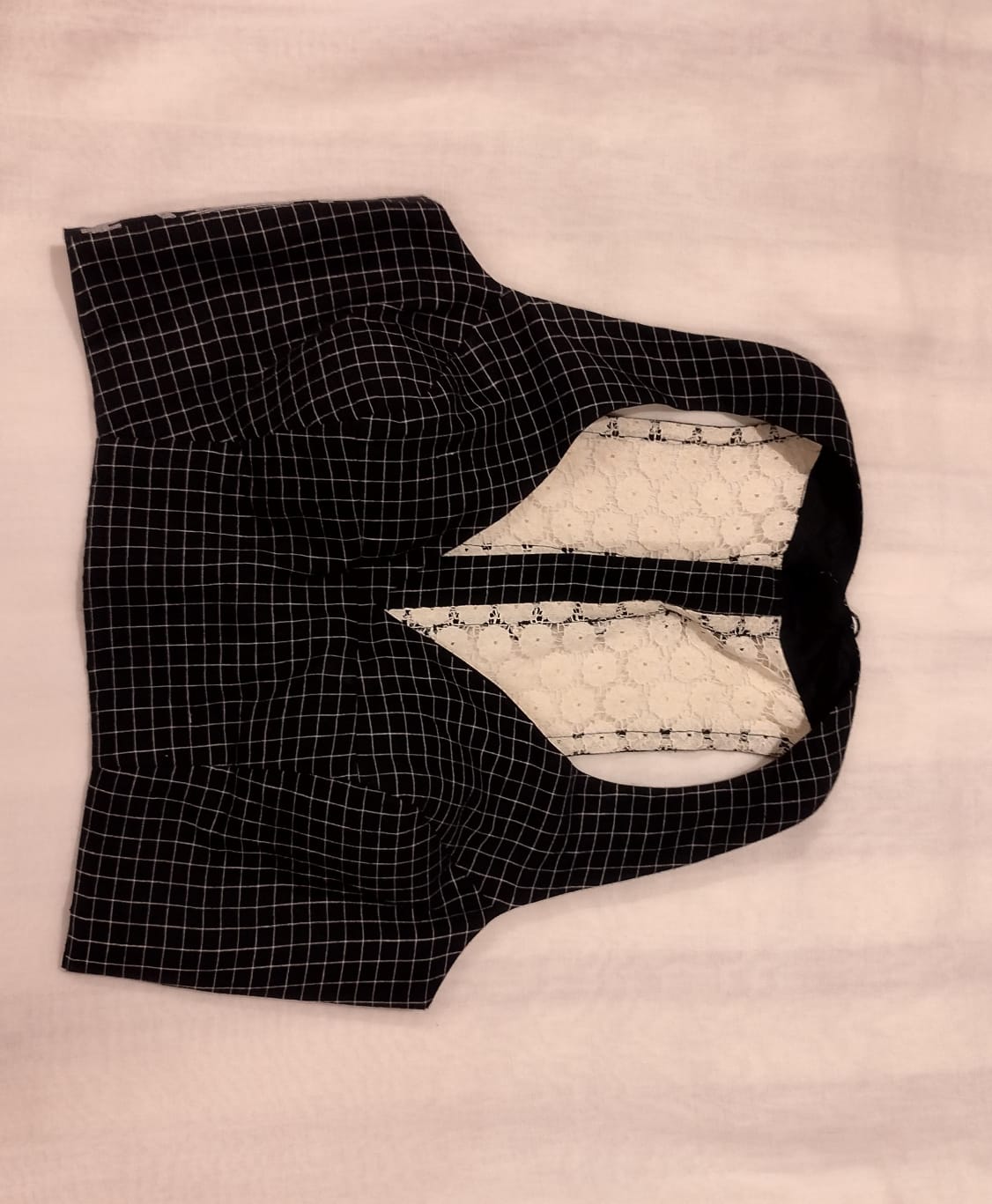 PARAMA SHADA KALO (Racer Back) BLOUSE