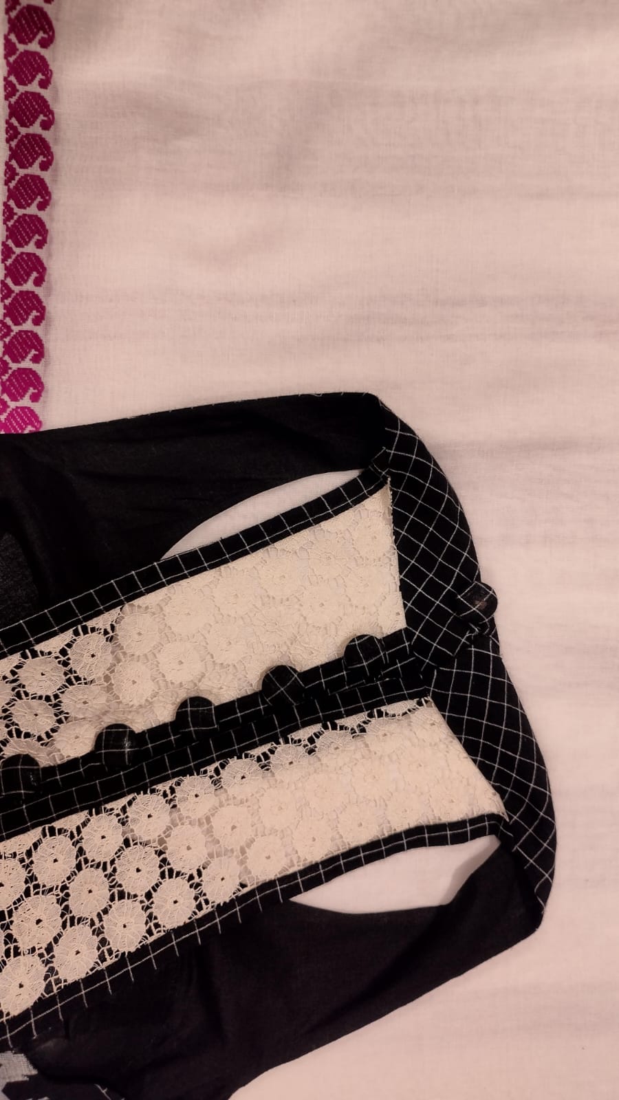 PARAMA SHADA KALO (Racer Back) BLOUSE
